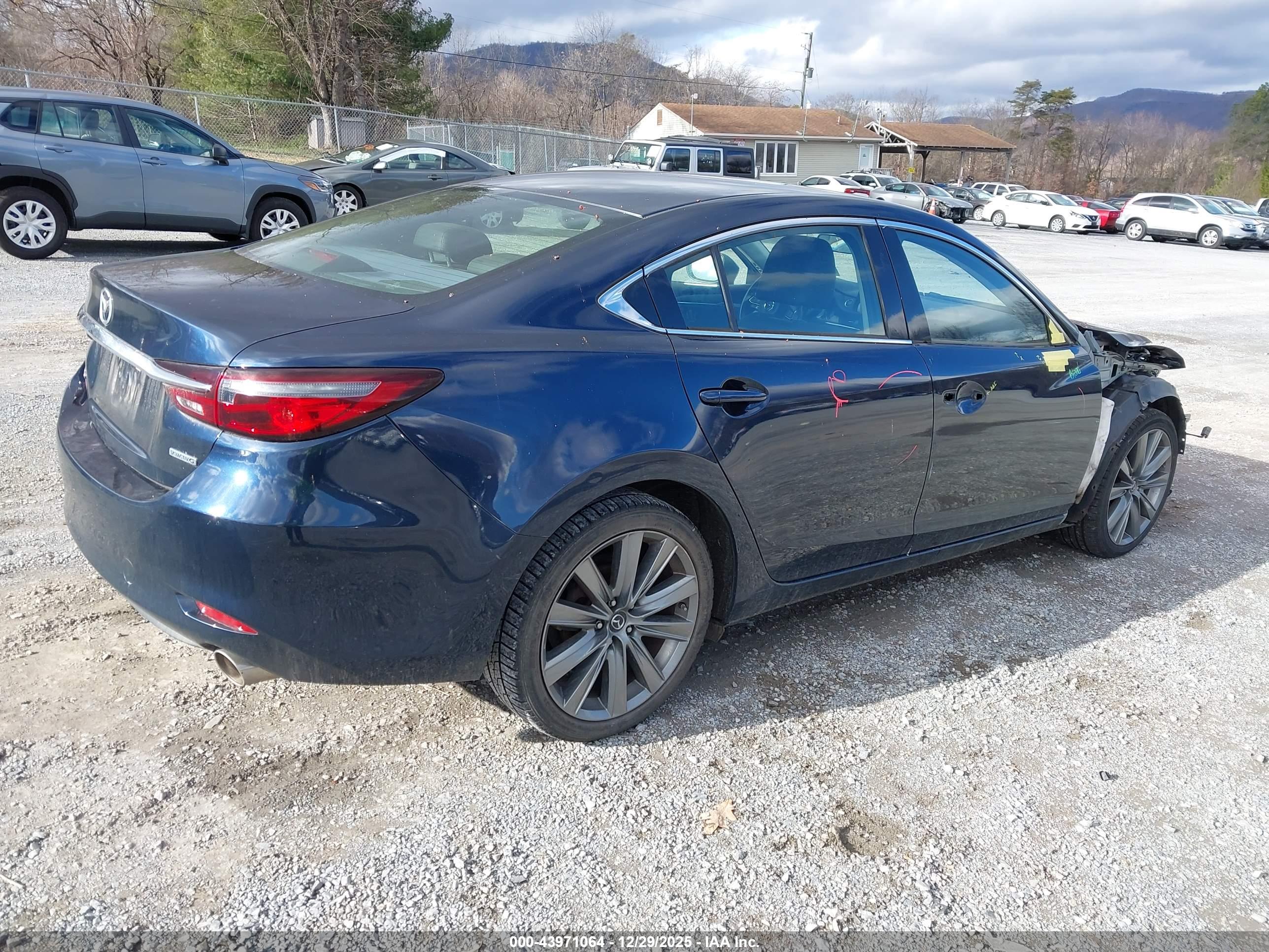 MAZDA MAZDA6 image 4