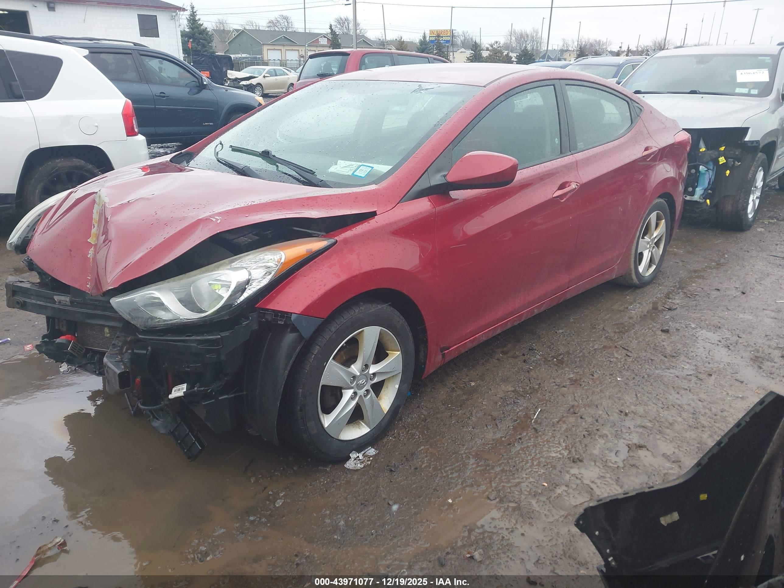 HYUNDAI ELANTRA image 2