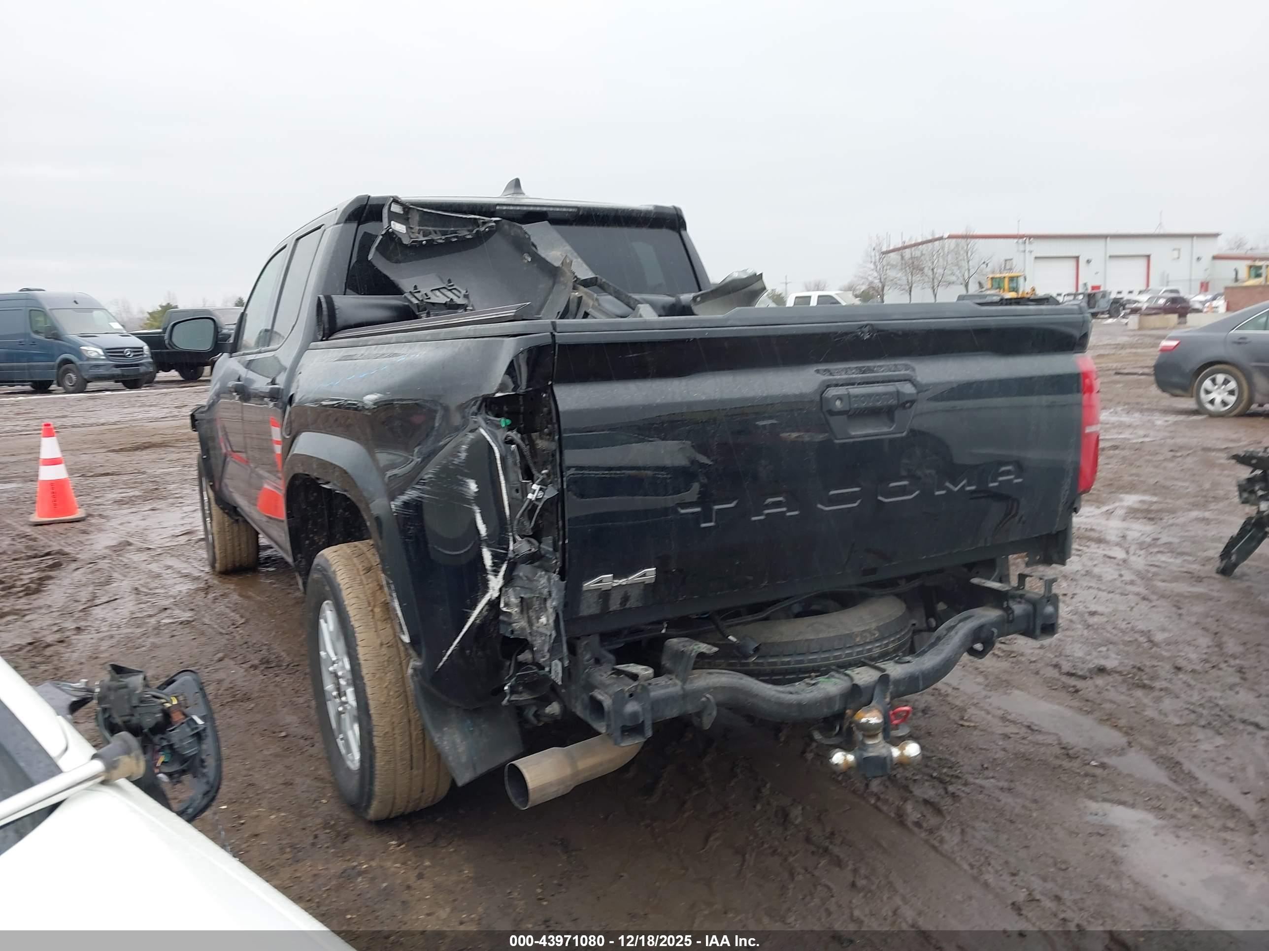 TOYOTA TACOMA image 3