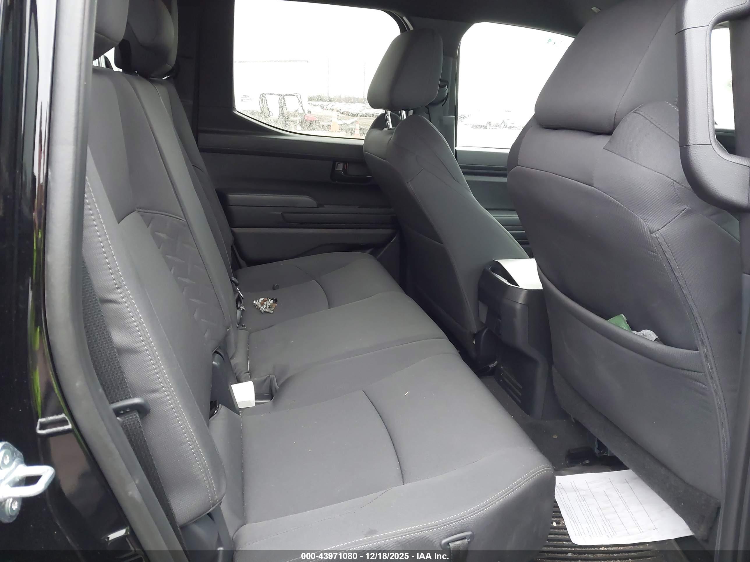 TOYOTA TACOMA image 8