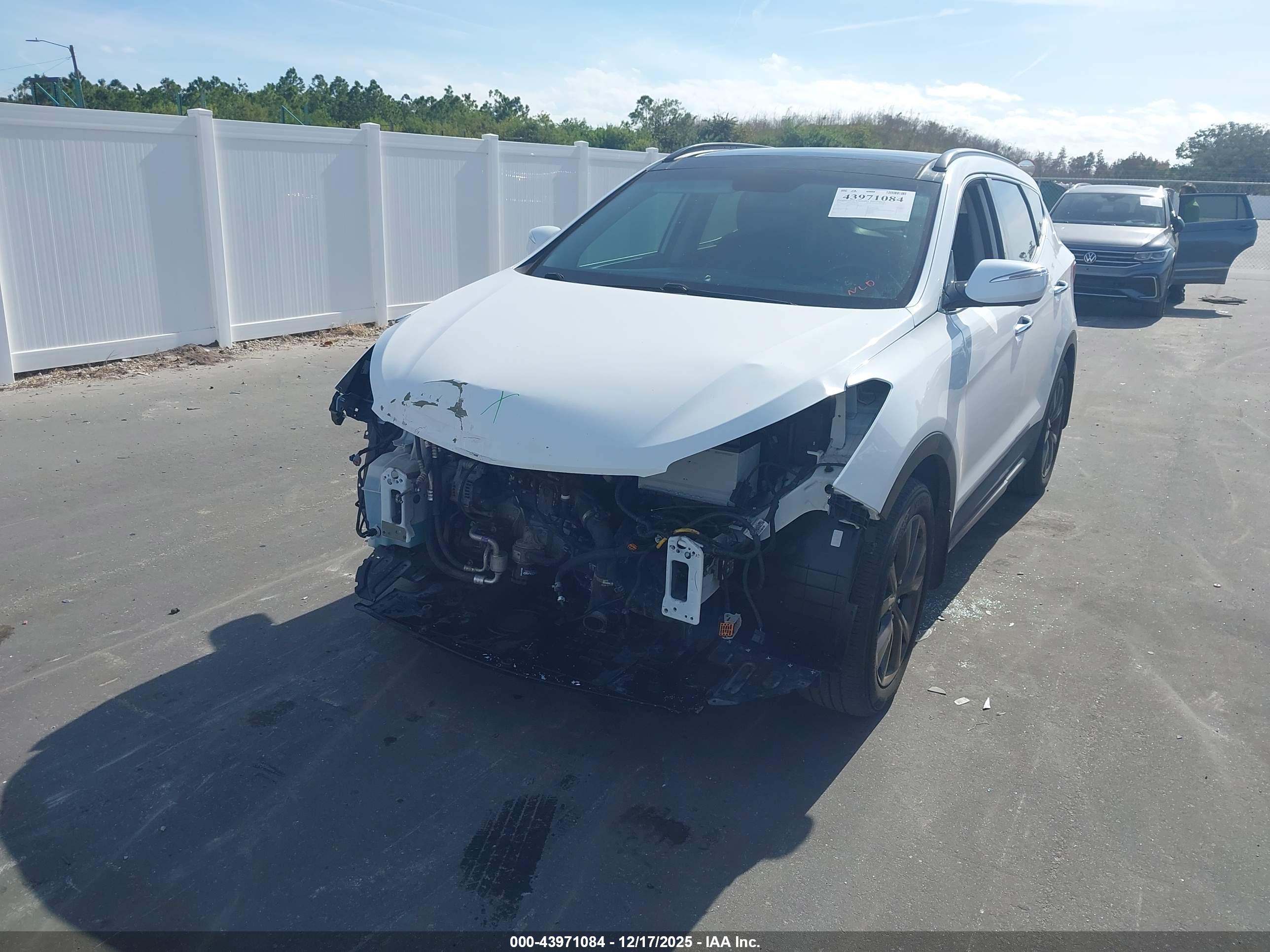 HYUNDAI SANTA image 2