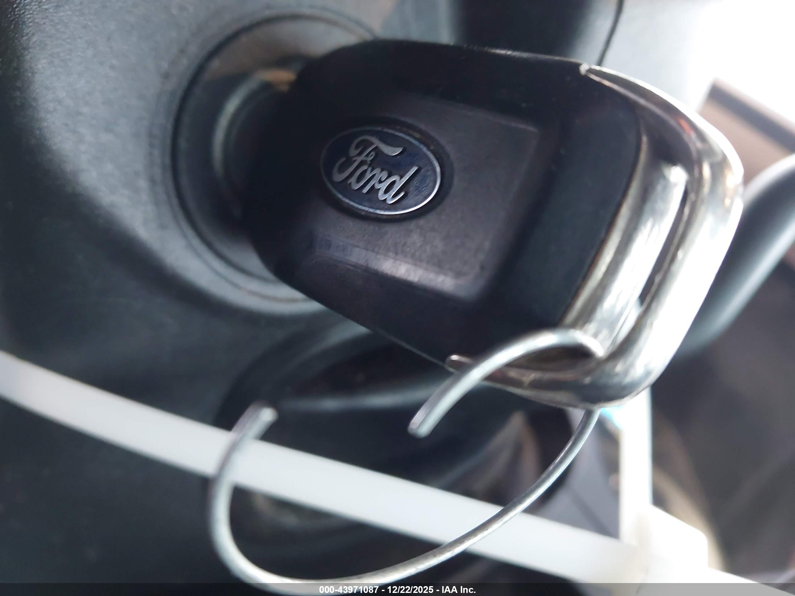 FORD F-150 image 11