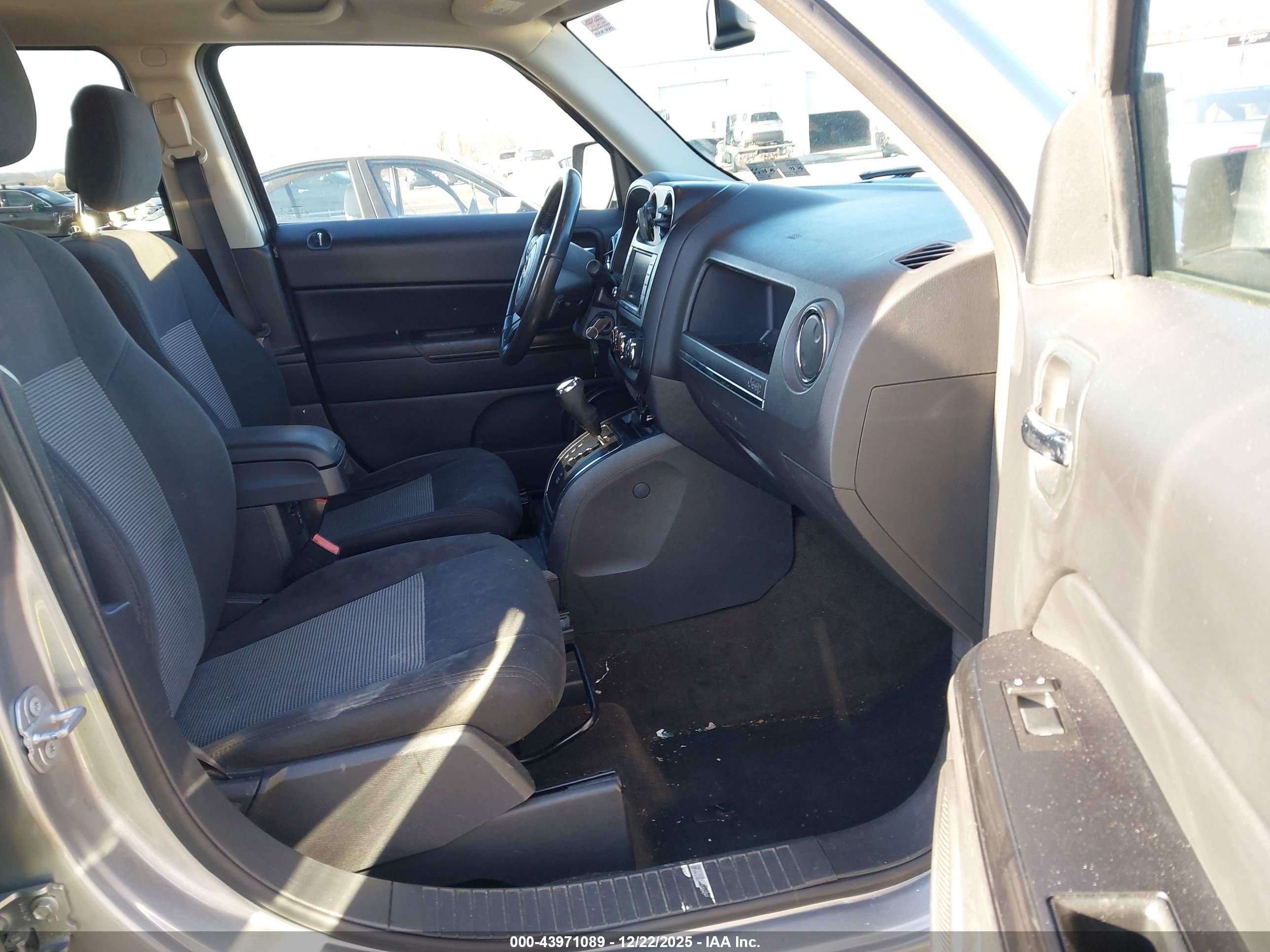 JEEP PATRIOT image 5