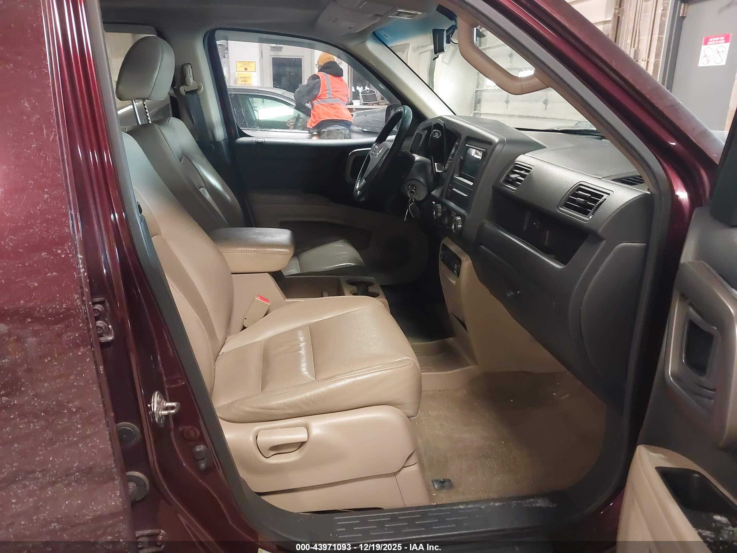 HONDA RIDGELINE image 5
