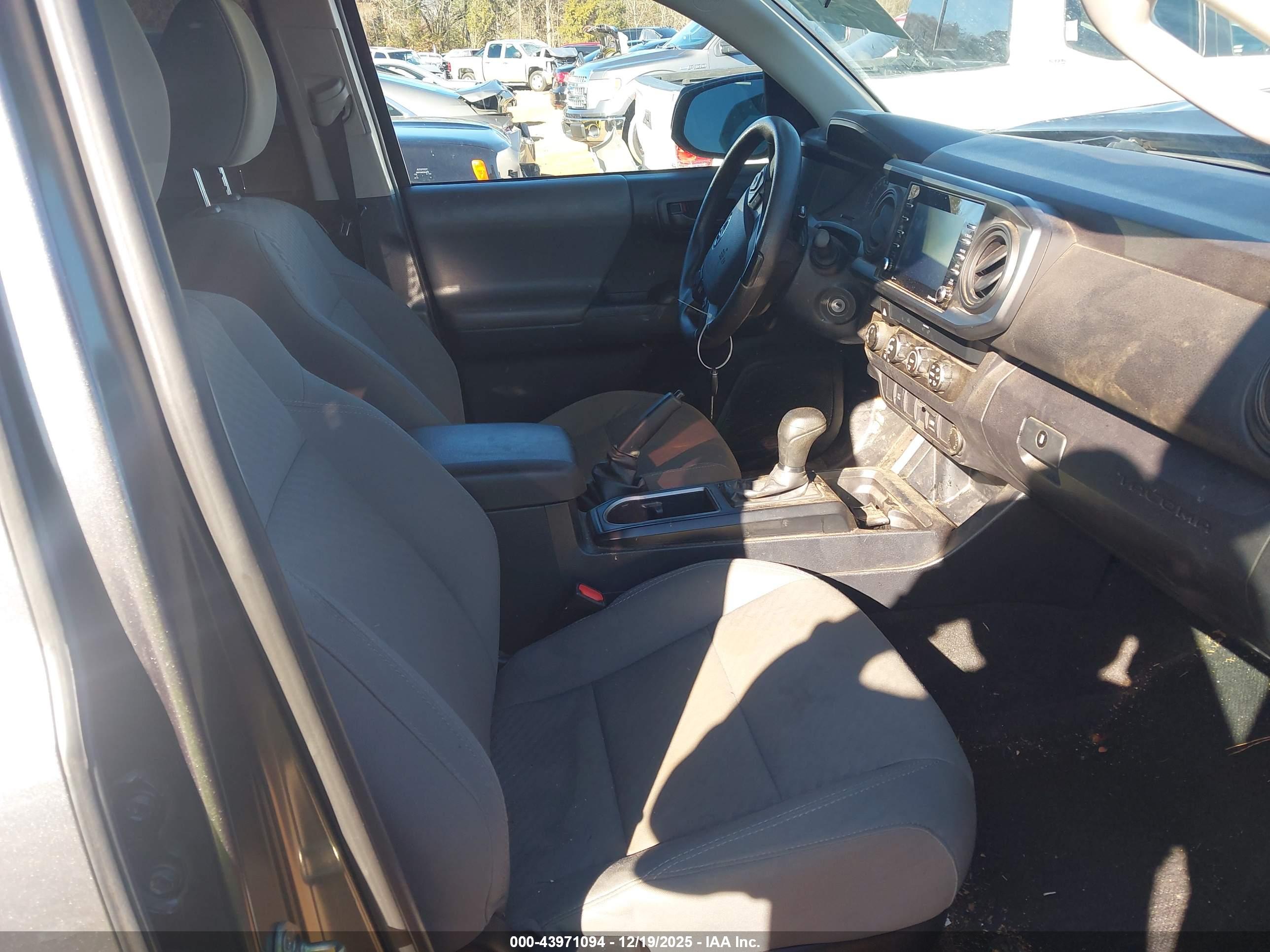 TOYOTA TACOMA image 5