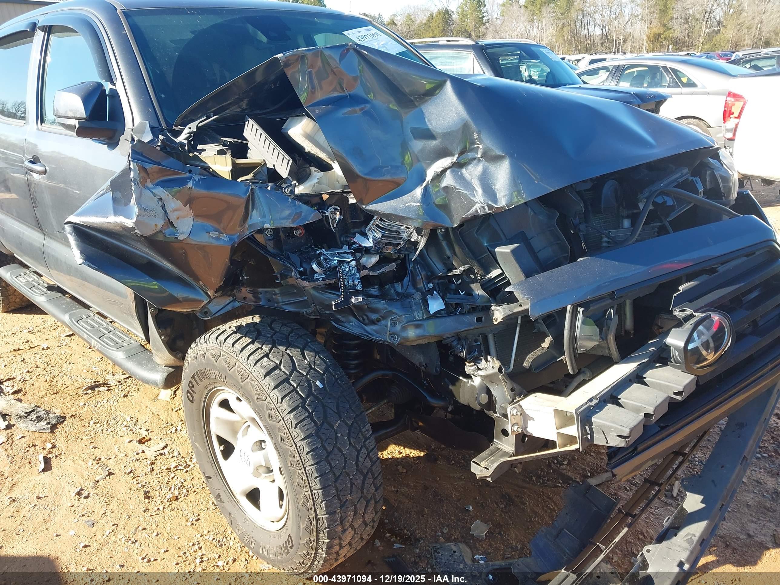 TOYOTA TACOMA image 6