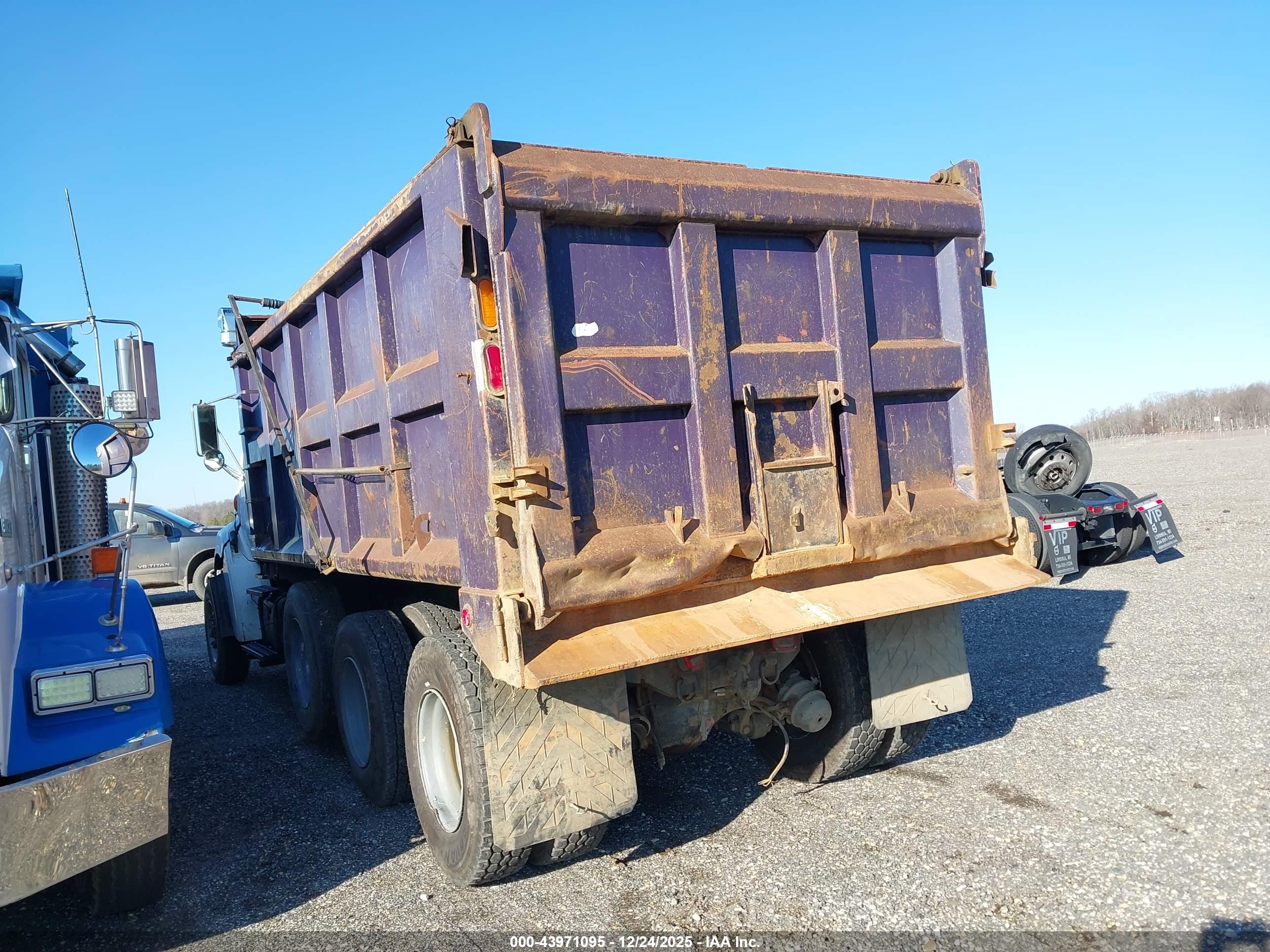 FORD H-SERIES image 3