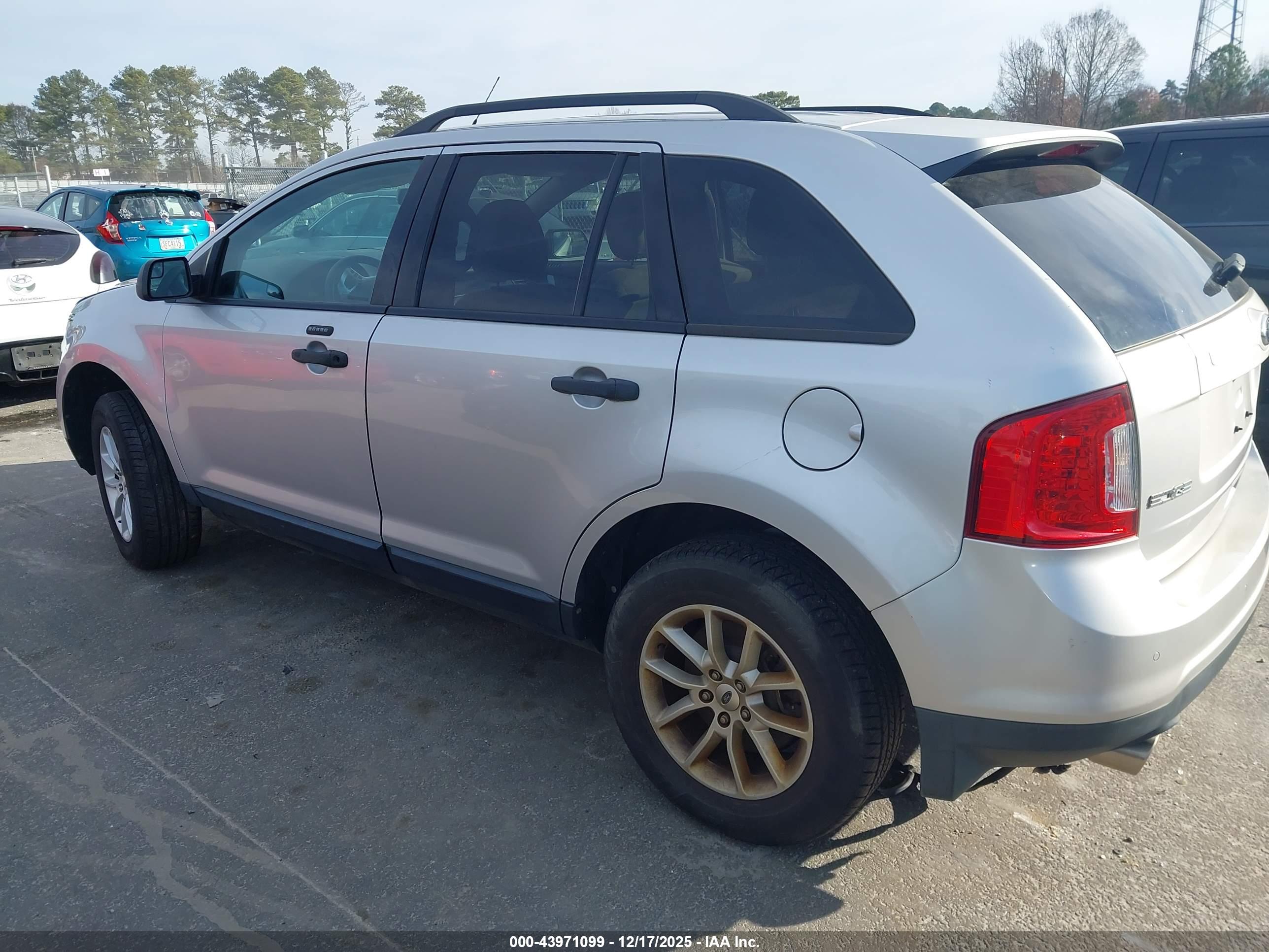FORD EDGE image 3