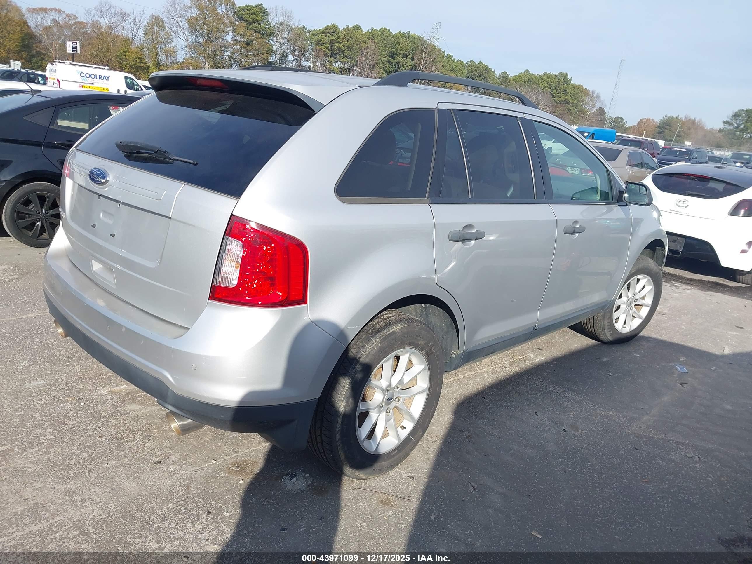 FORD EDGE image 4