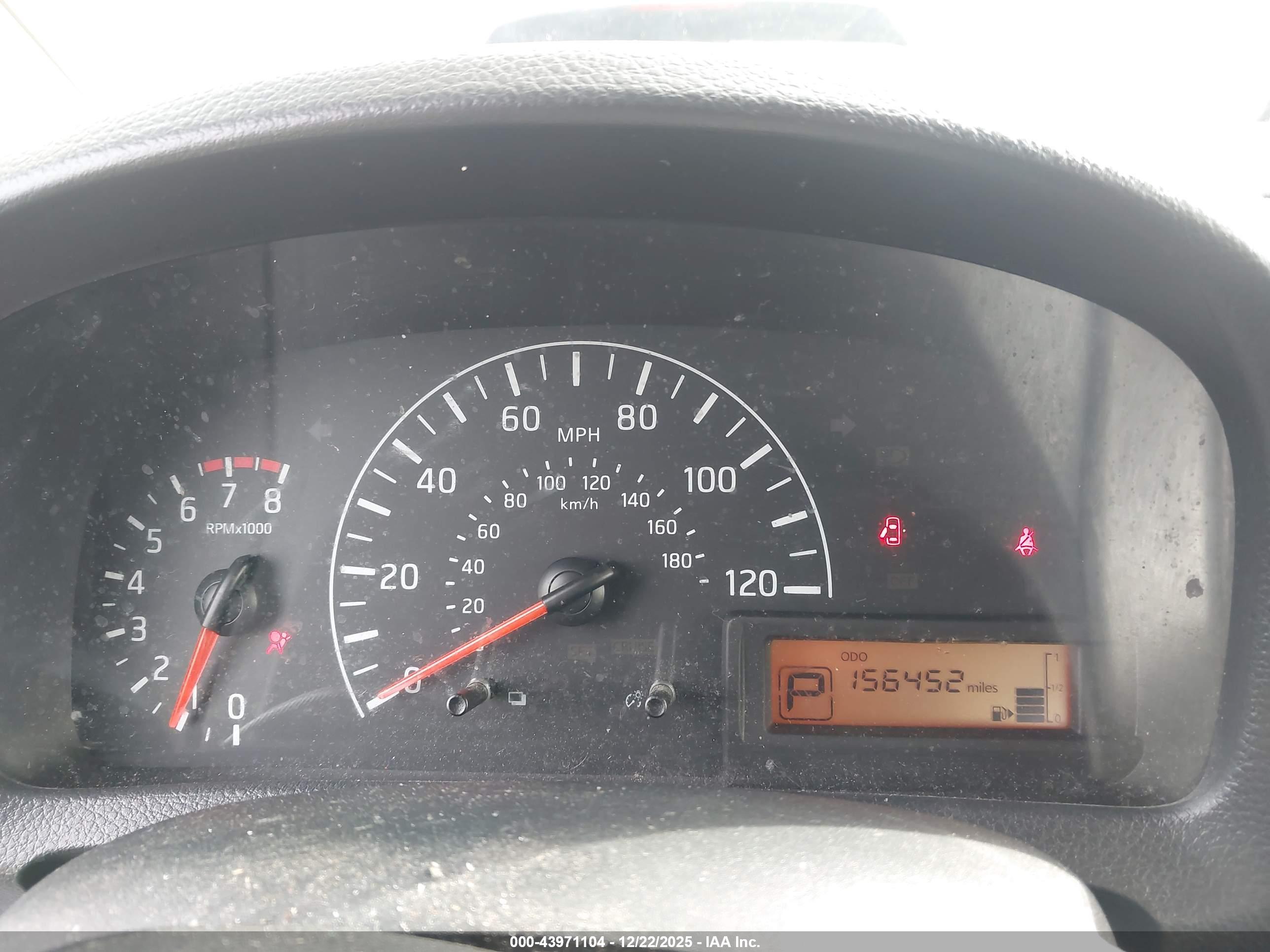 NISSAN NV200 image 7