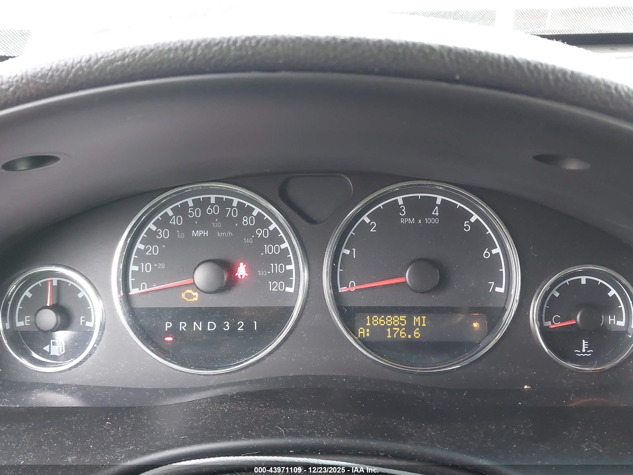 CHEVROLET UPLANDER image 7