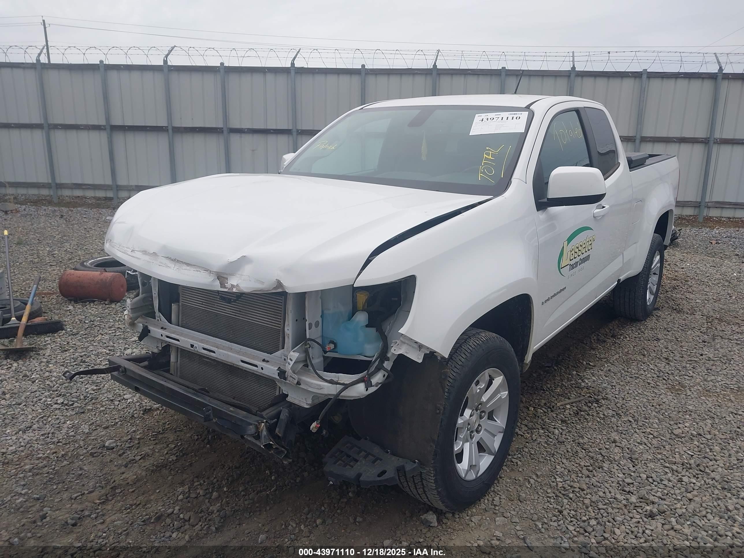 CHEVROLET COLORADO image 6