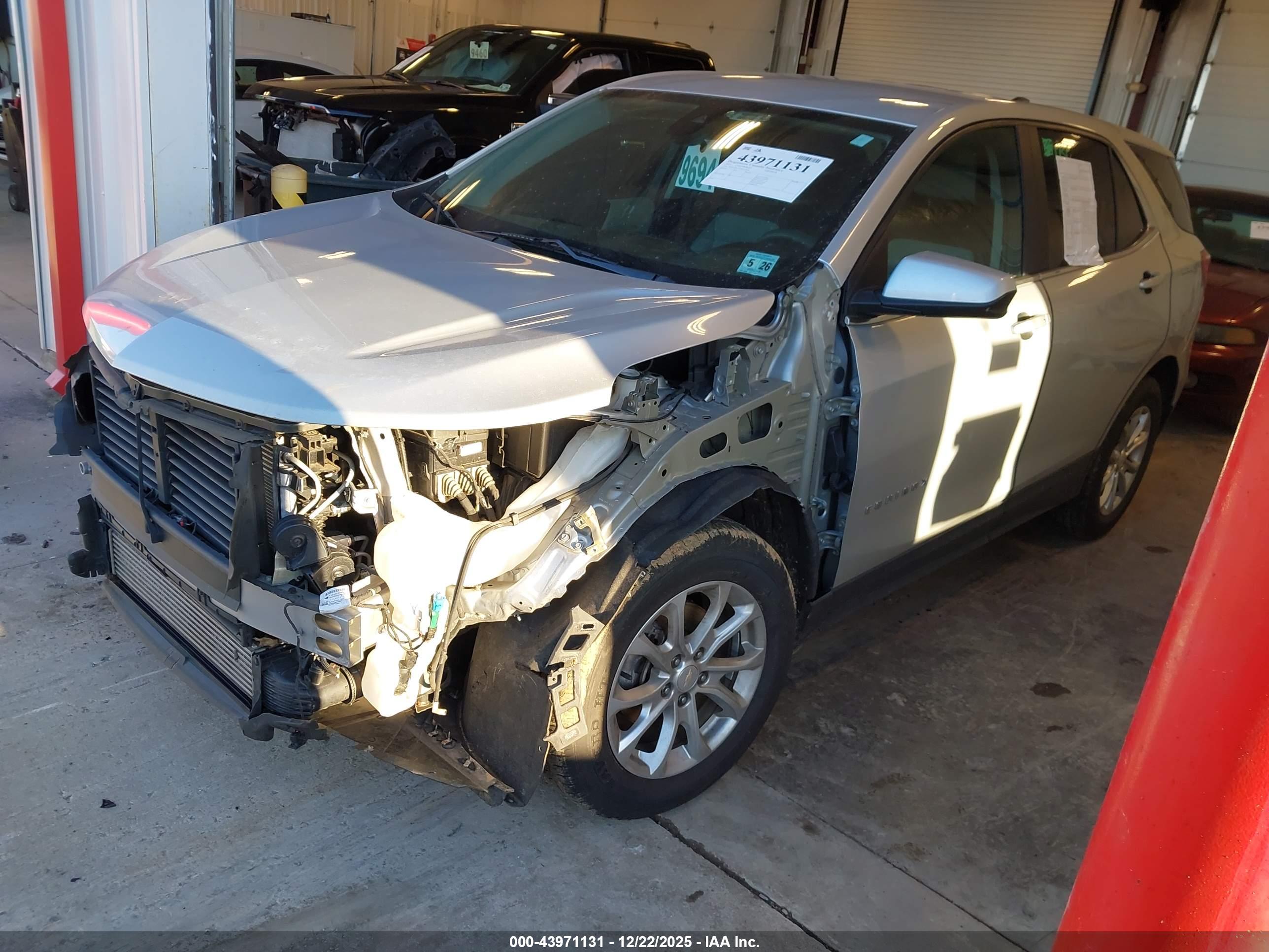 CHEVROLET EQUINOX image 2