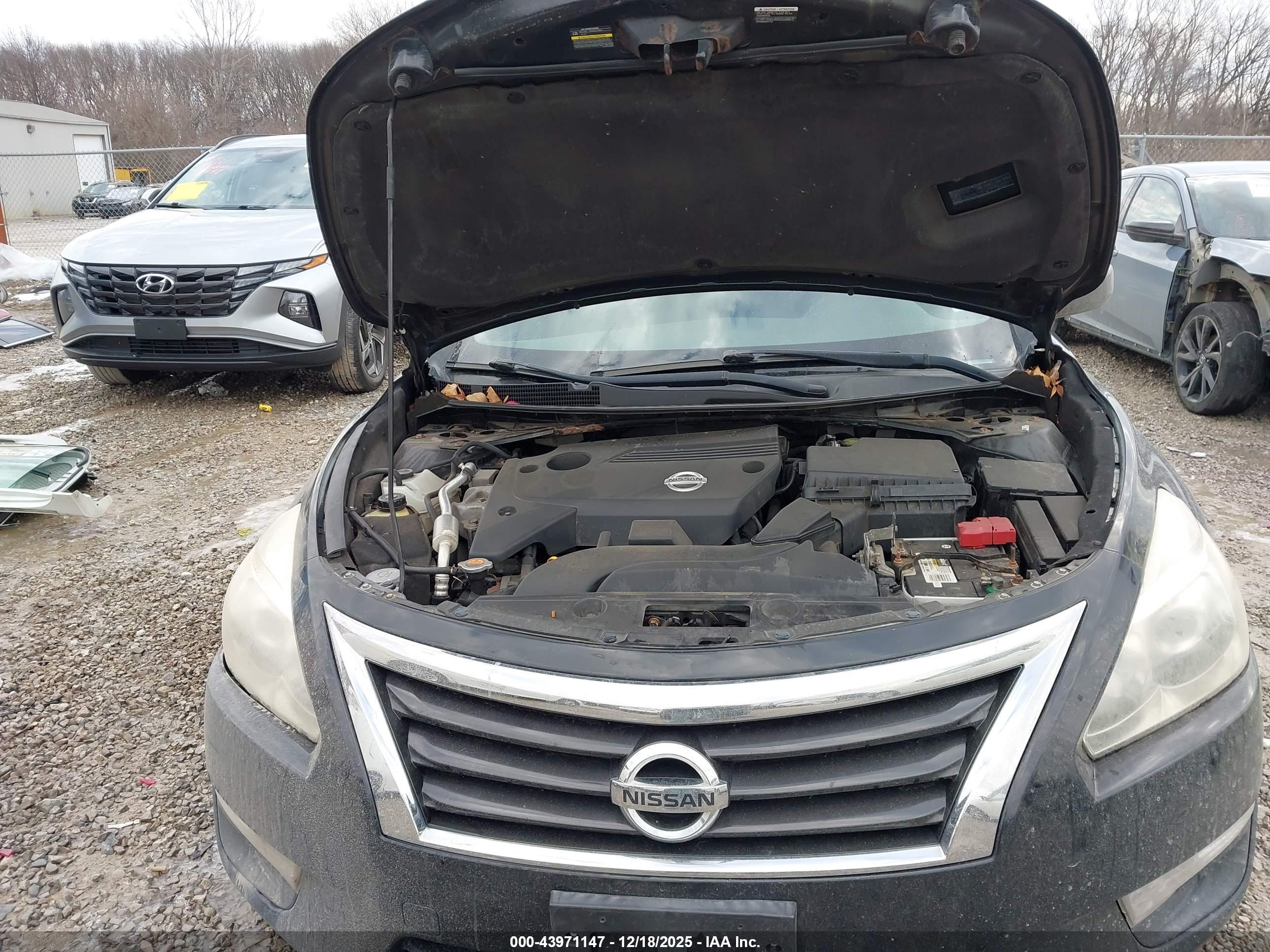 NISSAN ALTIMA image 10