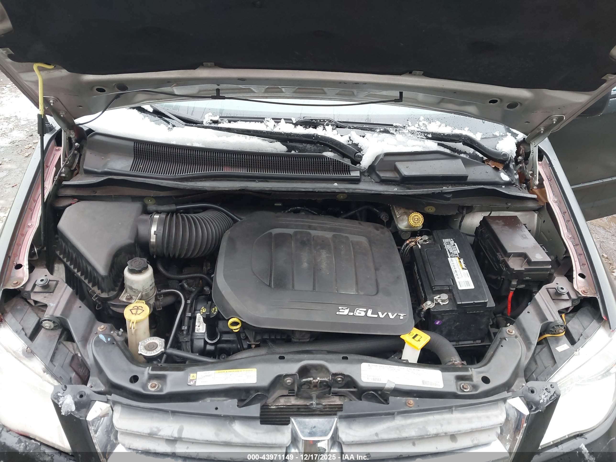 DODGE GRAND image 10