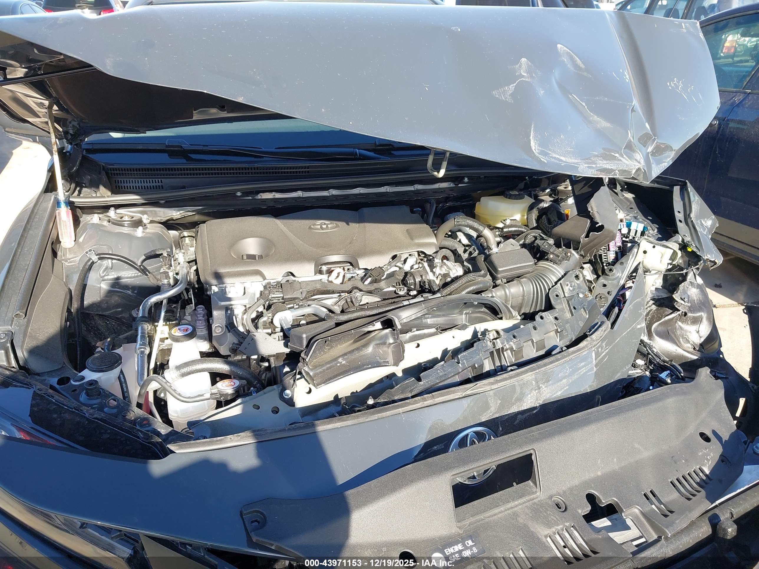 TOYOTA CAMRY image 10