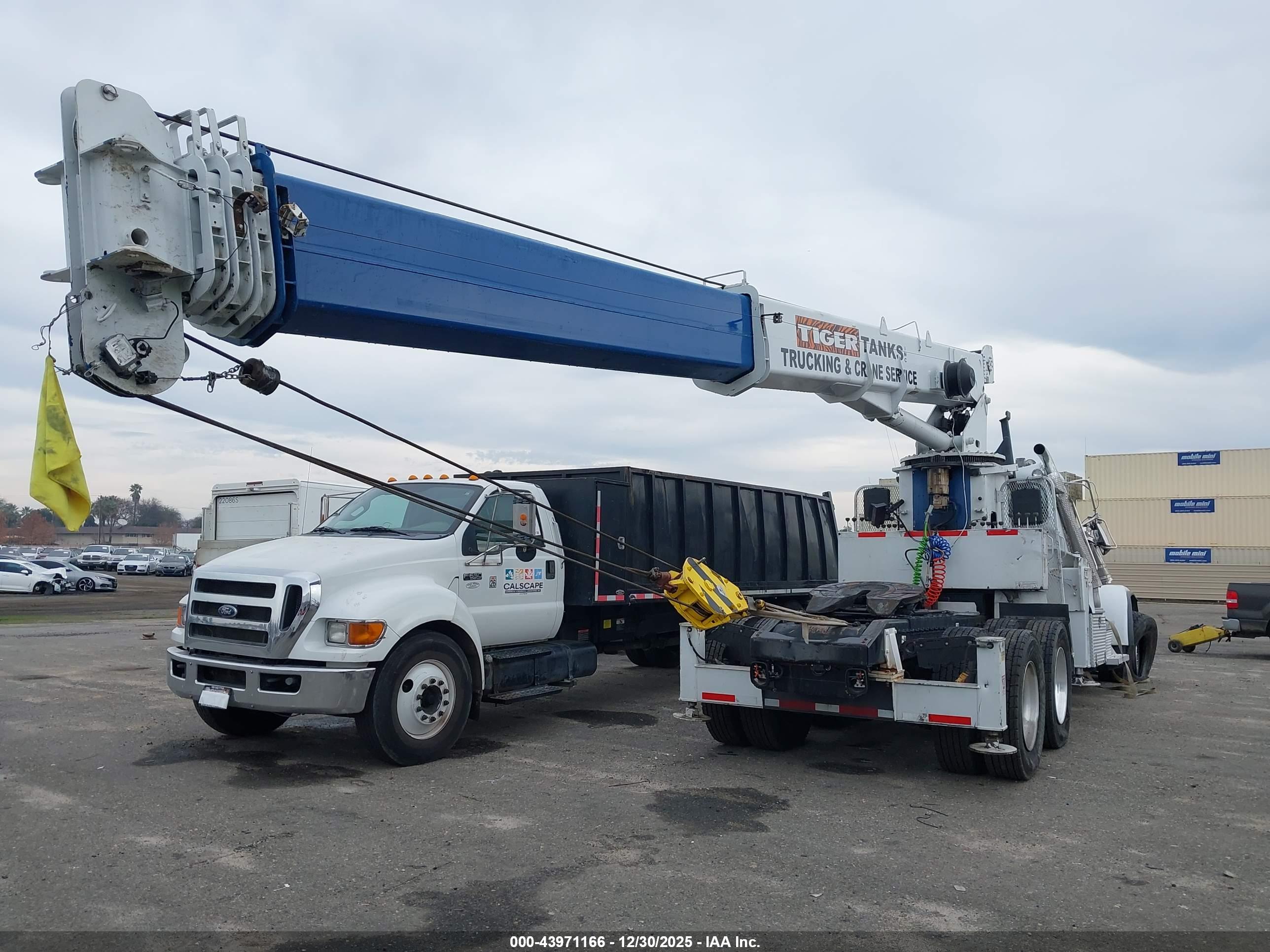 PETERBILT 389 image 4