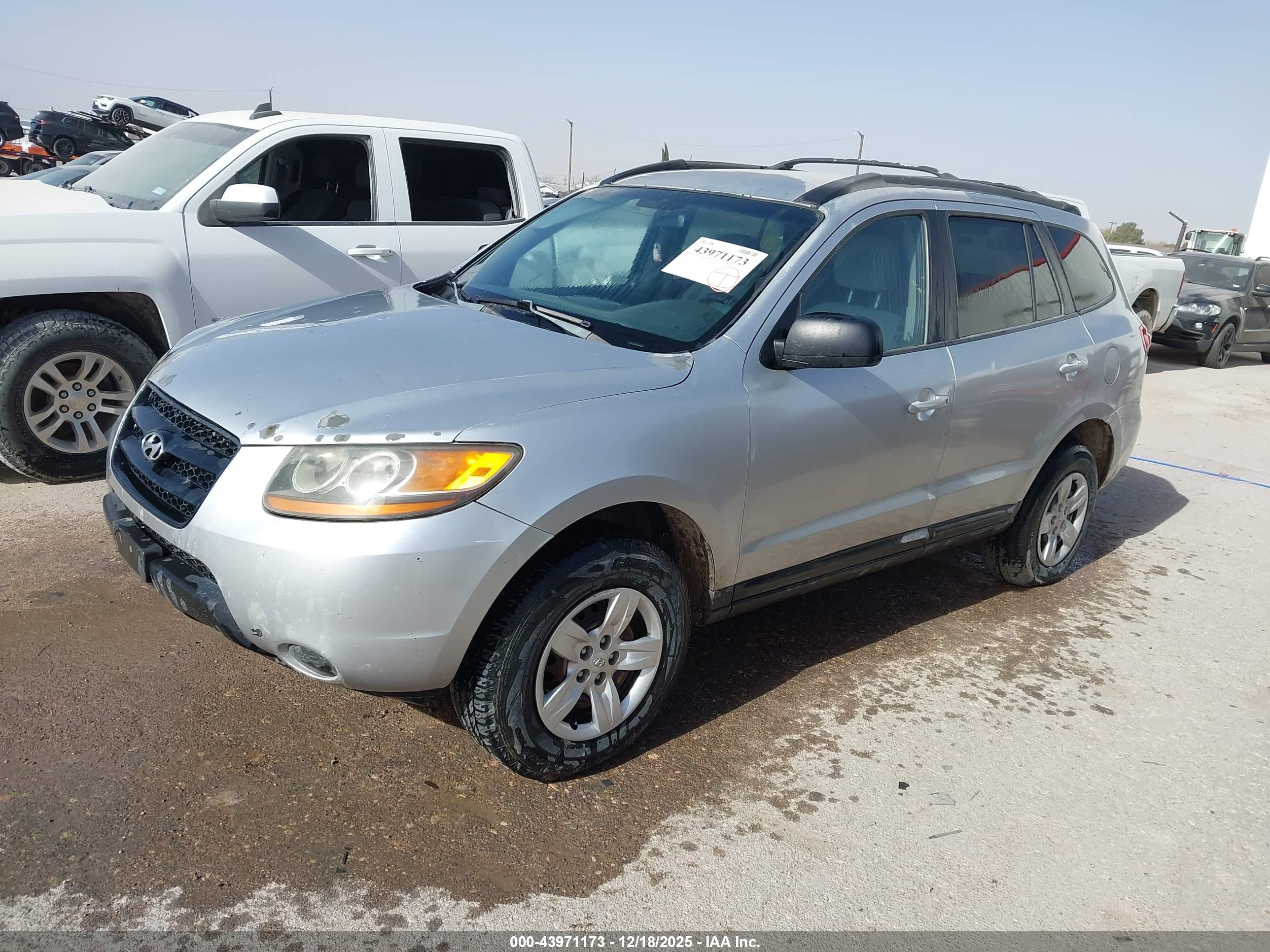 HYUNDAI SANTA image 2