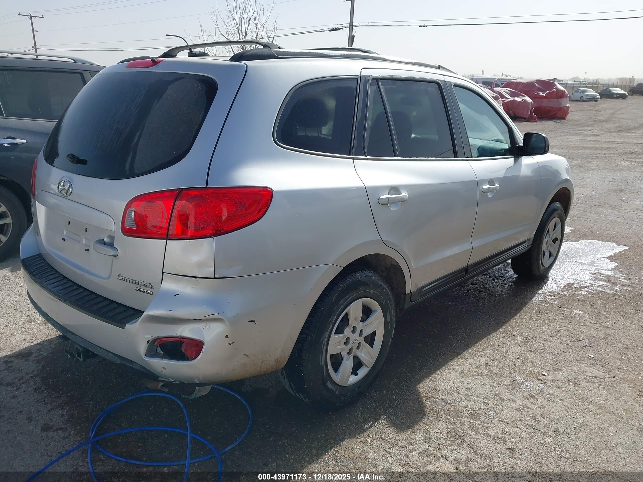 HYUNDAI SANTA image 4