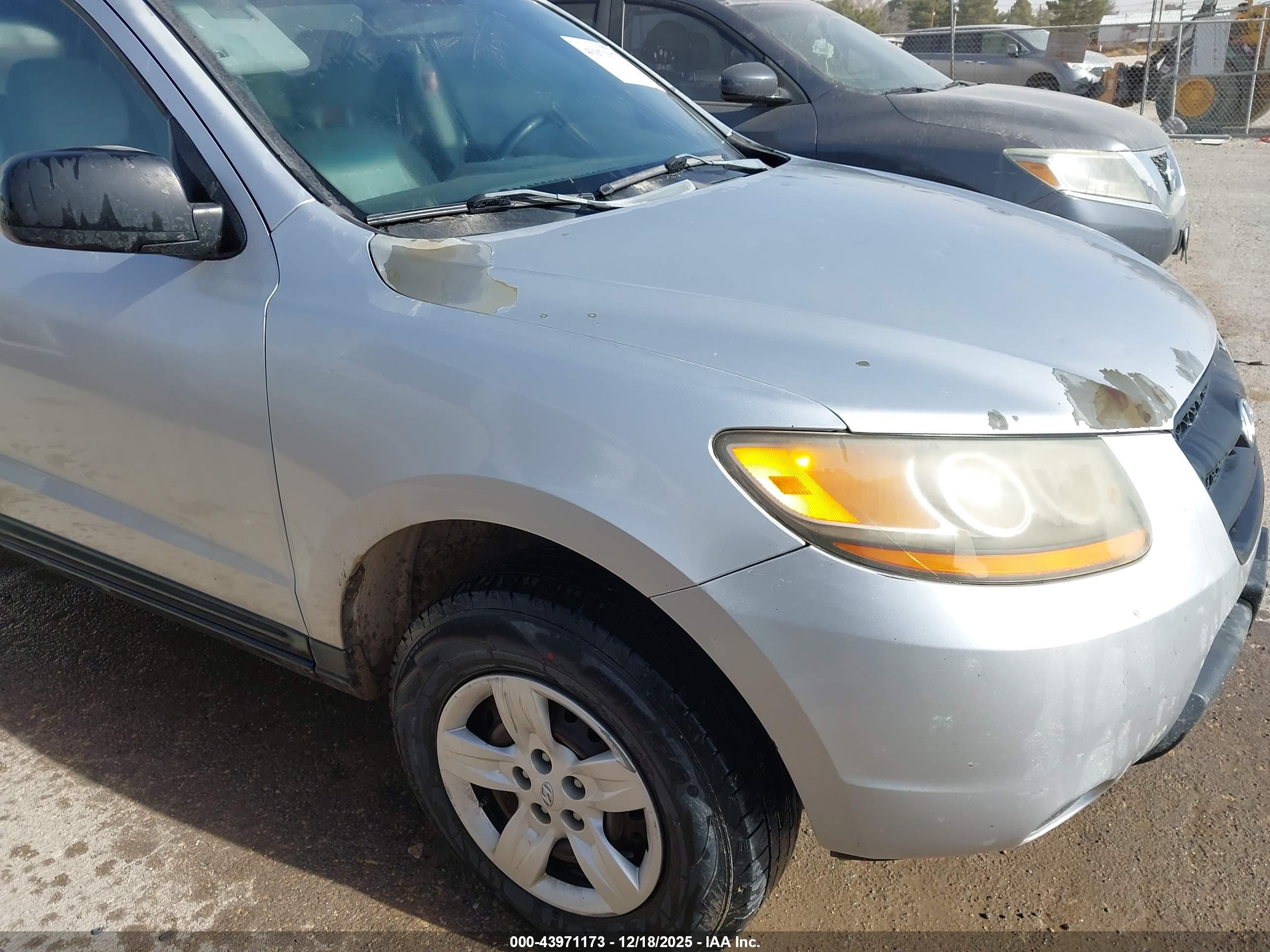 HYUNDAI SANTA image 6
