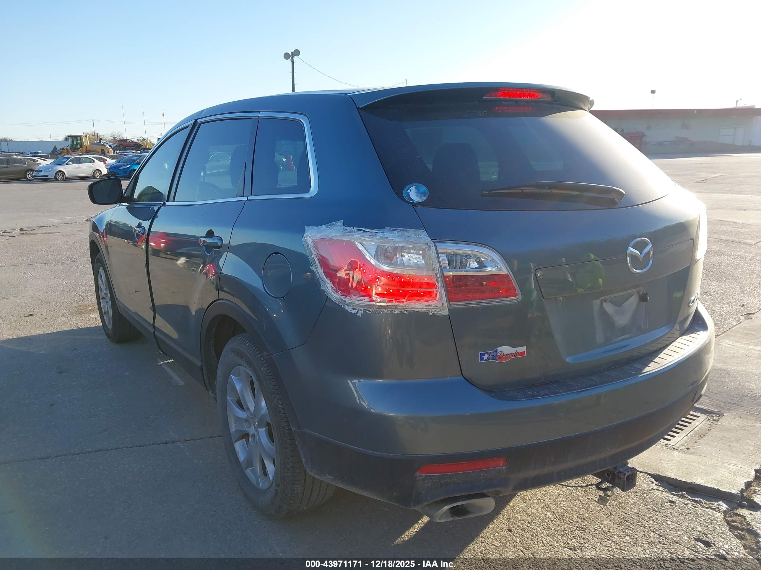 MAZDA CX-9 image 6