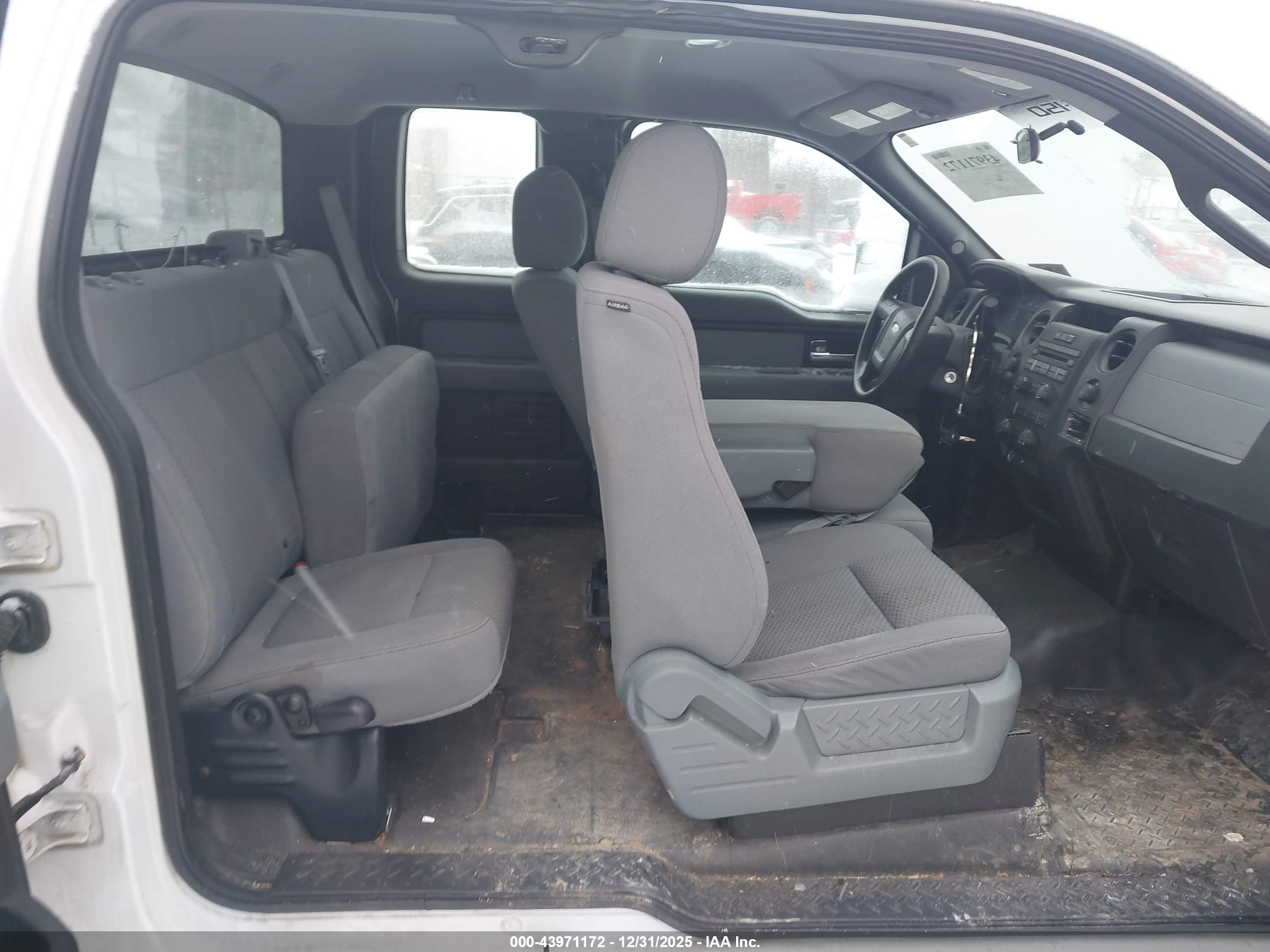 FORD F-150 image 8