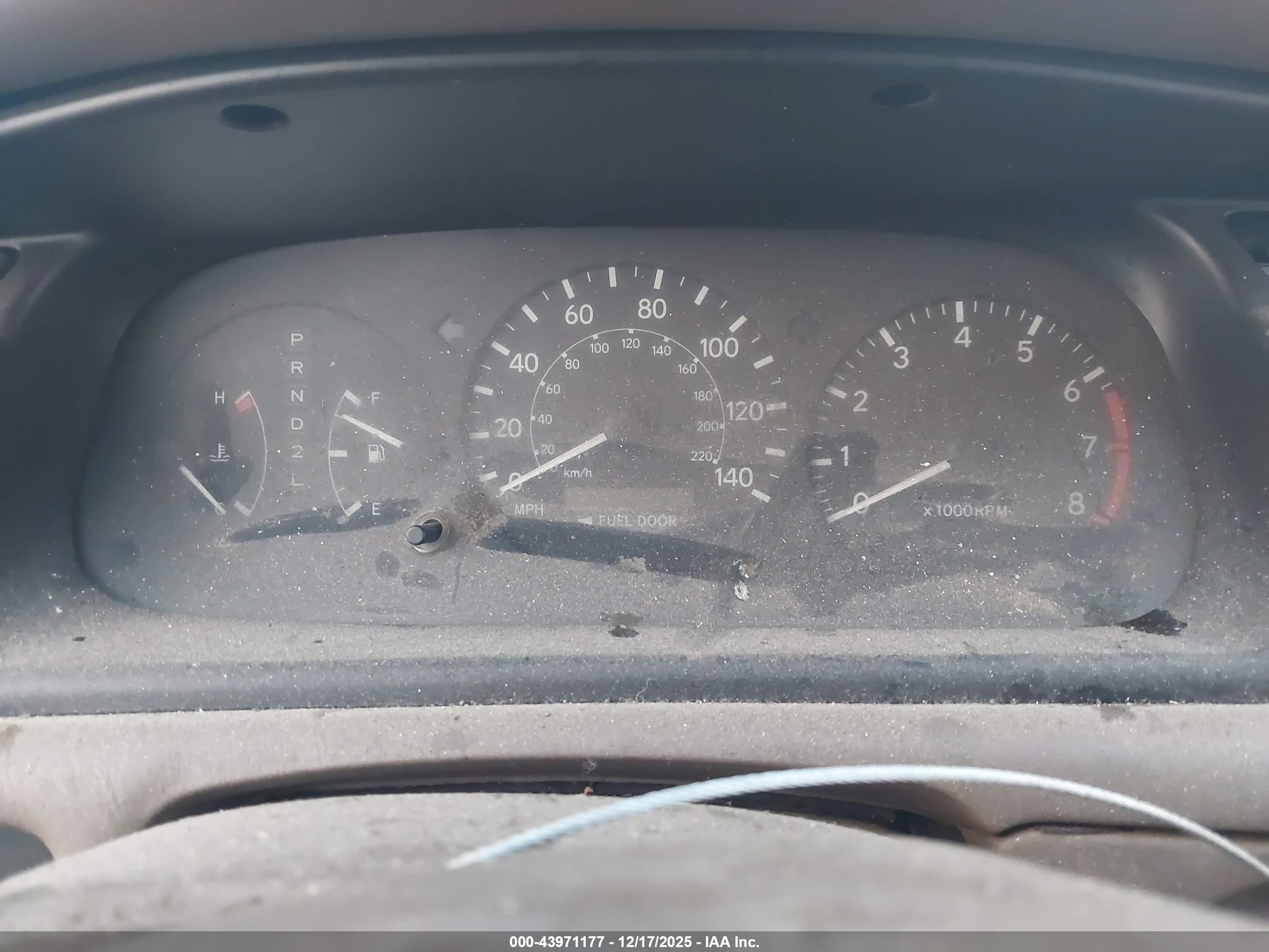 TOYOTA CAMRY image 7