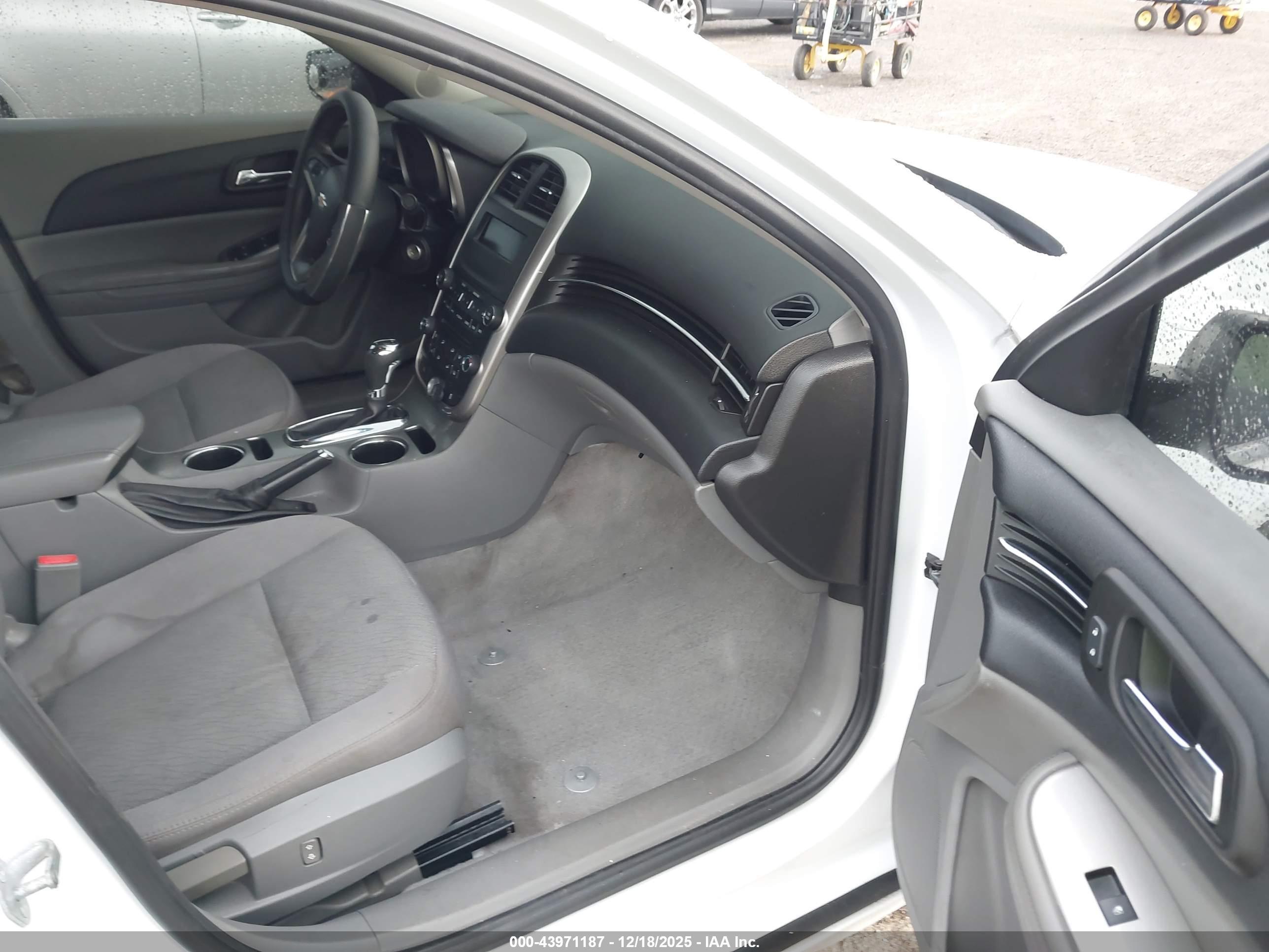 CHEVROLET MALIBU image 5