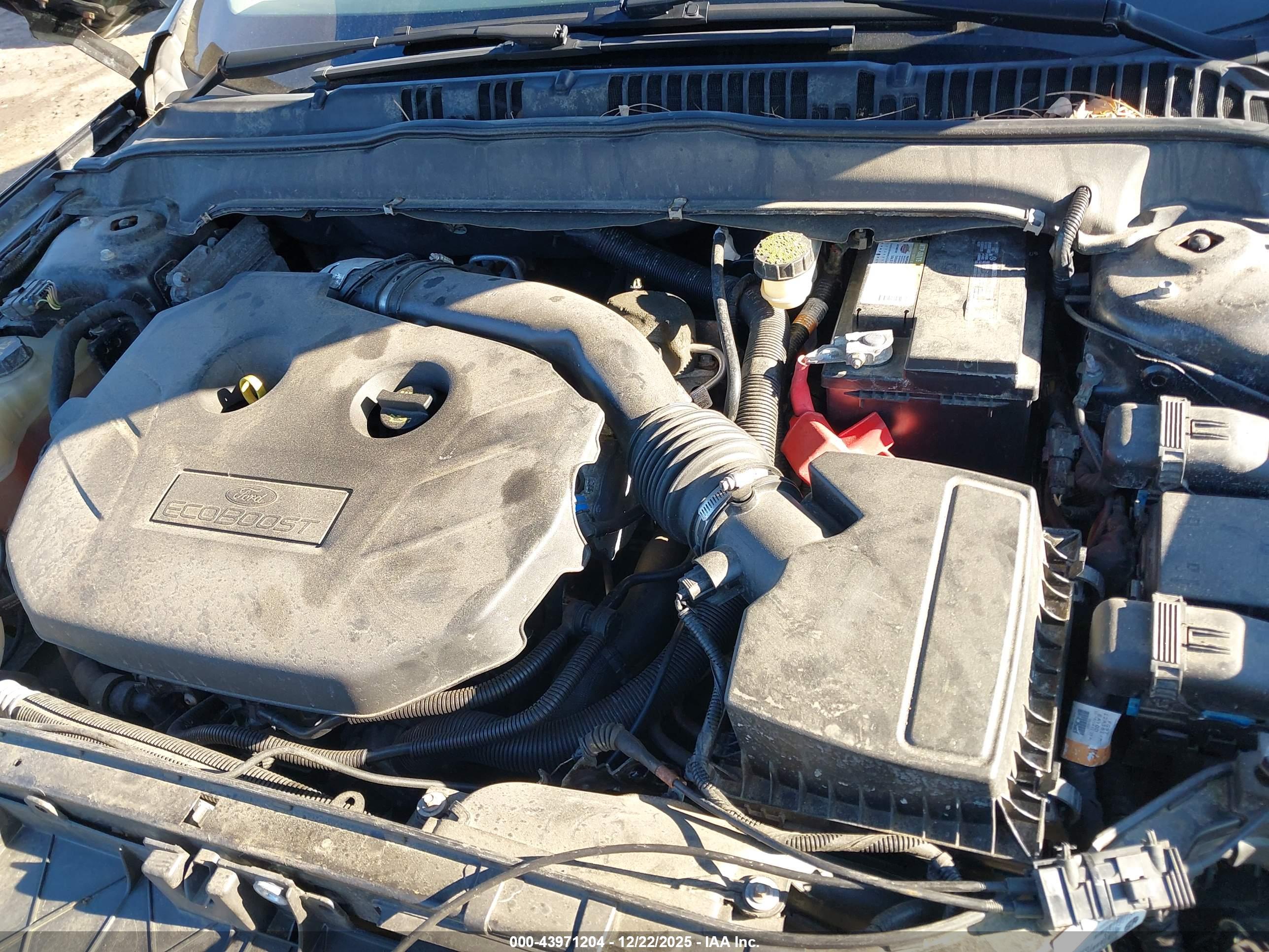 FORD FUSION image 10