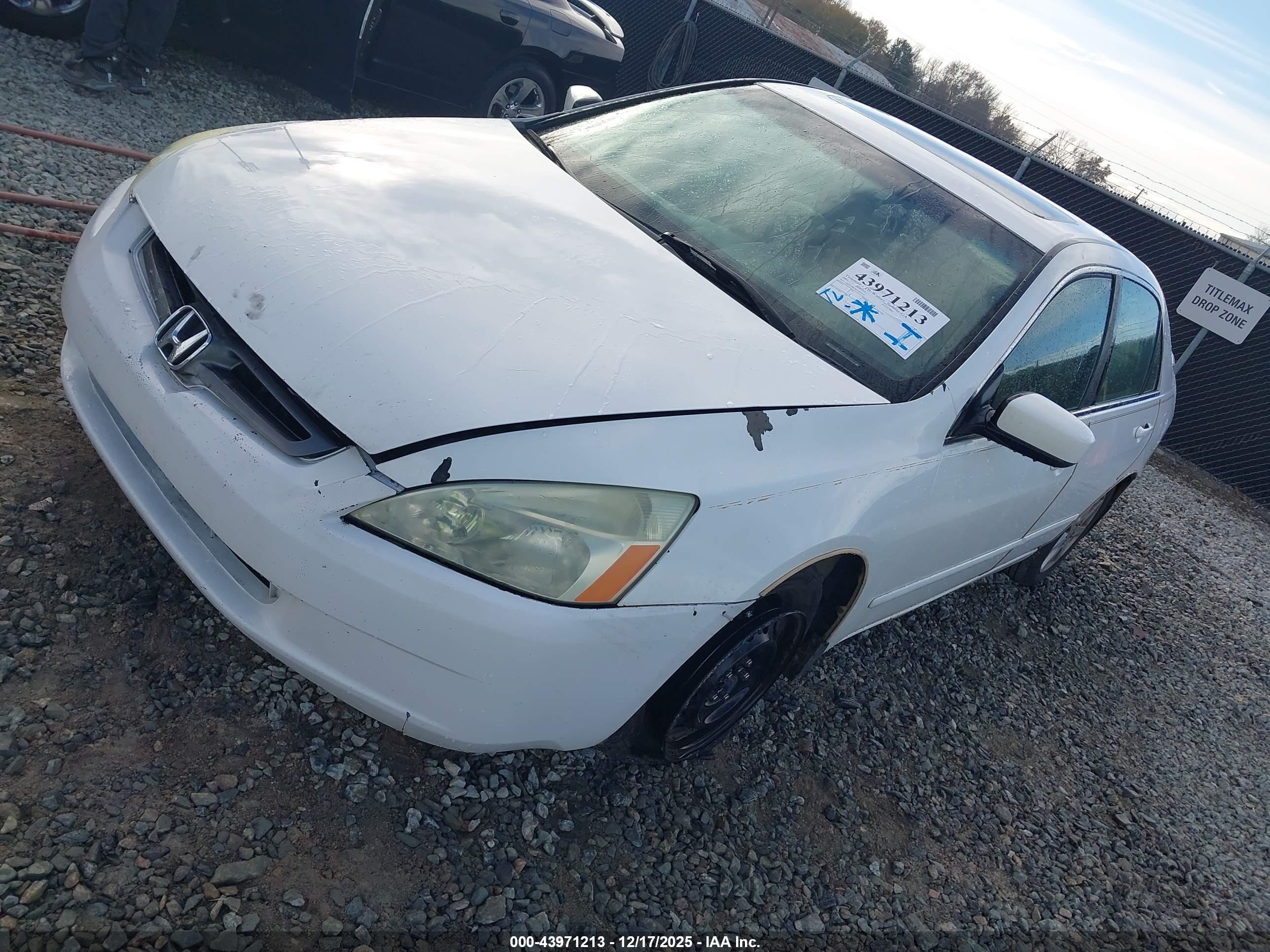 HONDA ACCORD image 2