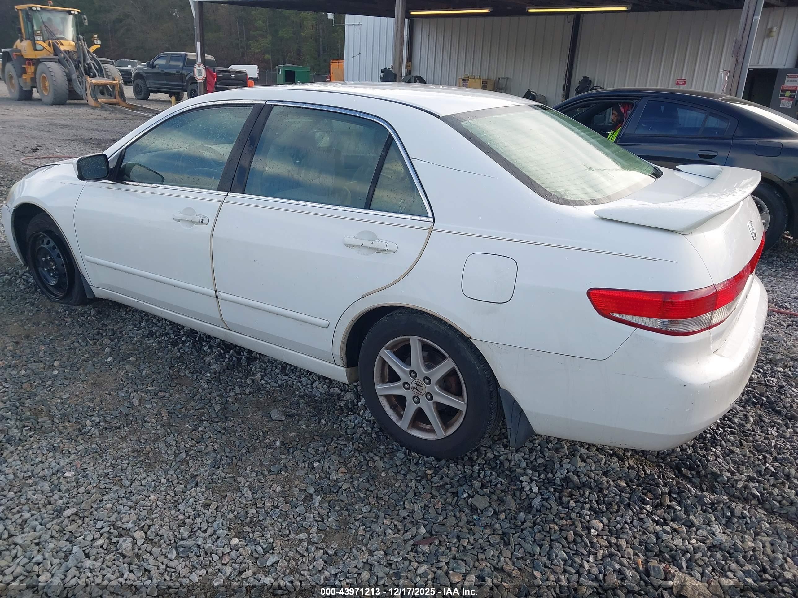 HONDA ACCORD image 3