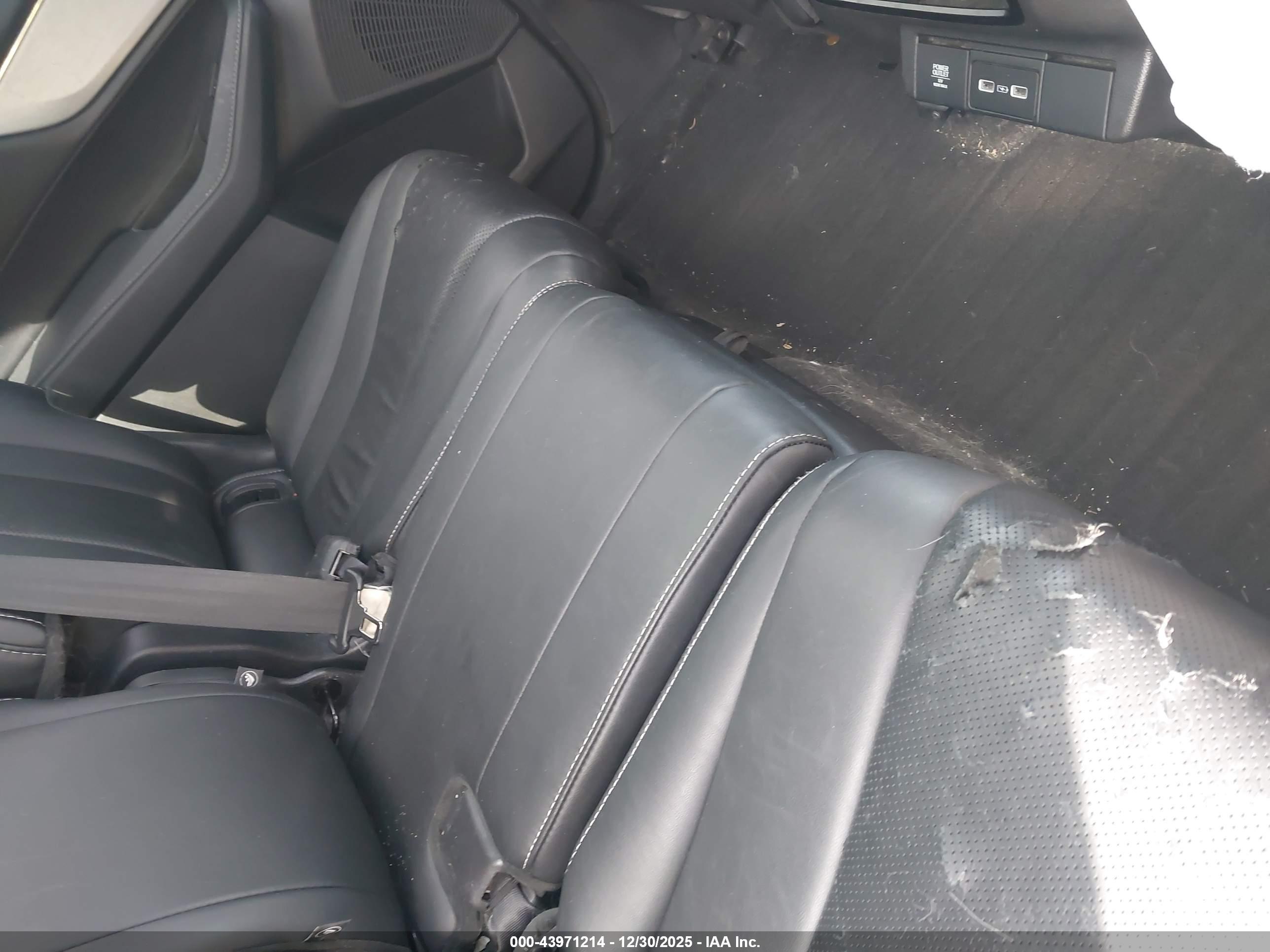 ACURA MDX image 8