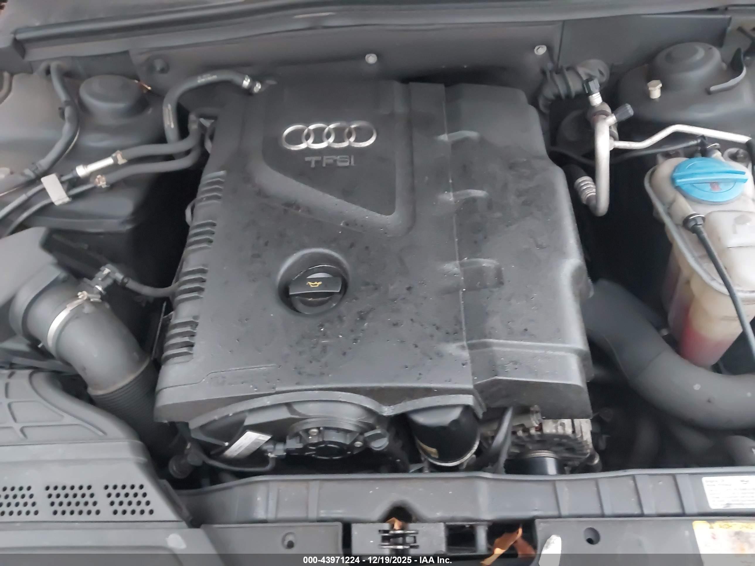 AUDI A4 image 10