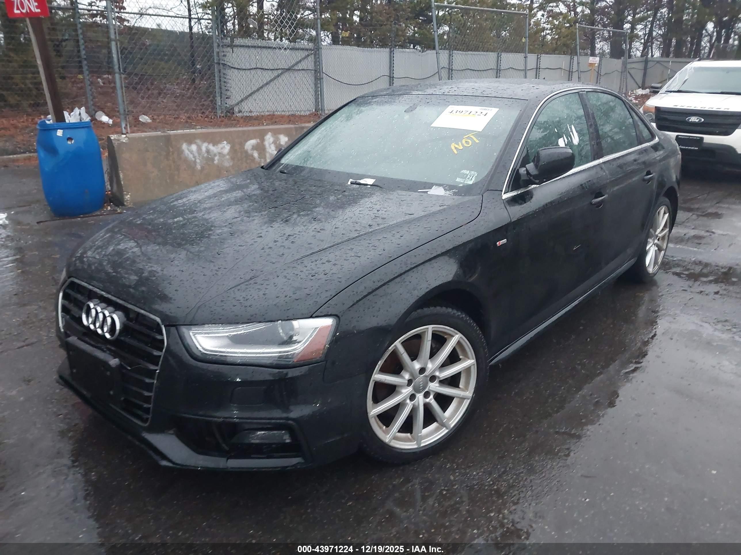 AUDI A4 image 2