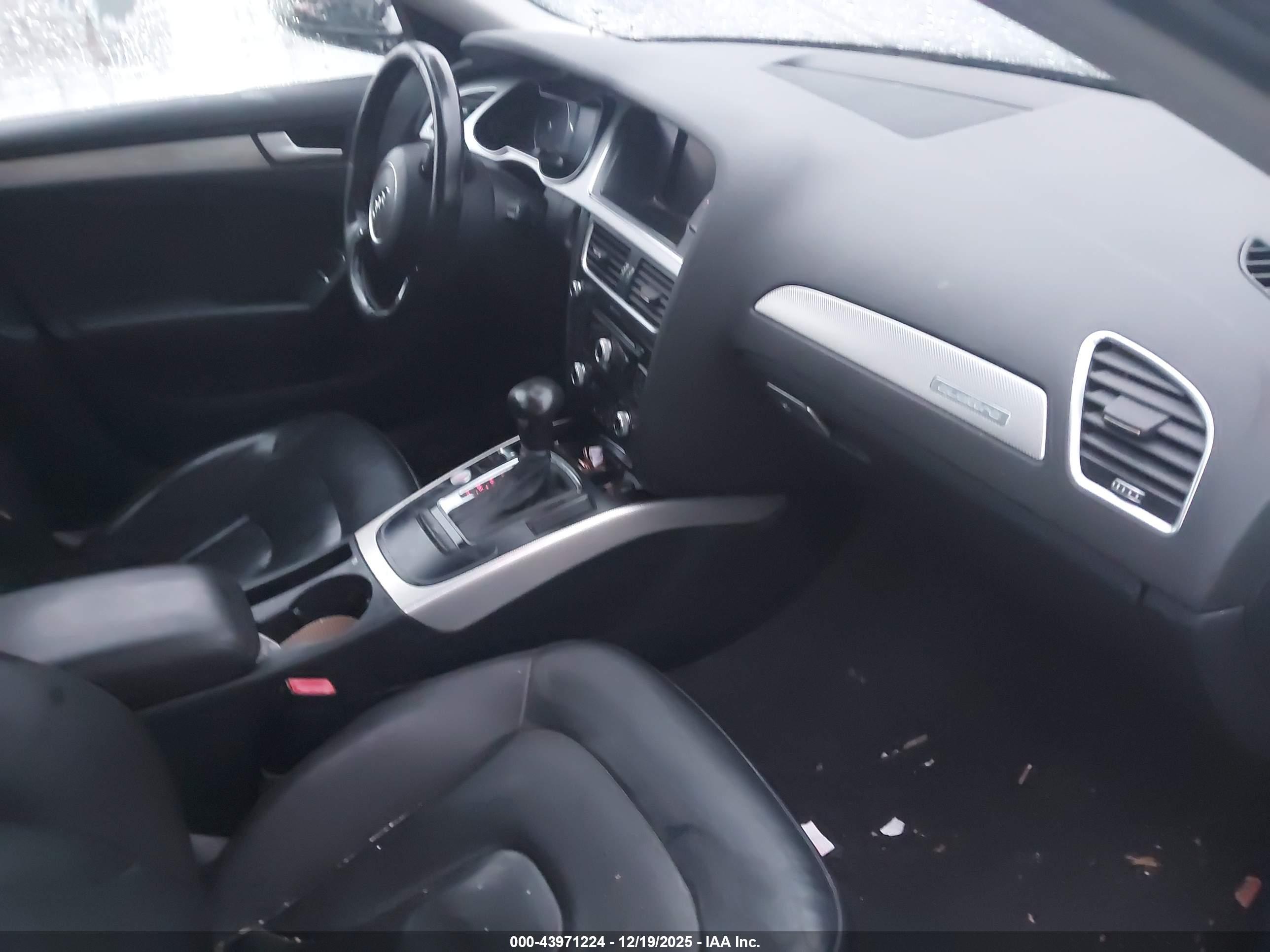 AUDI A4 image 5