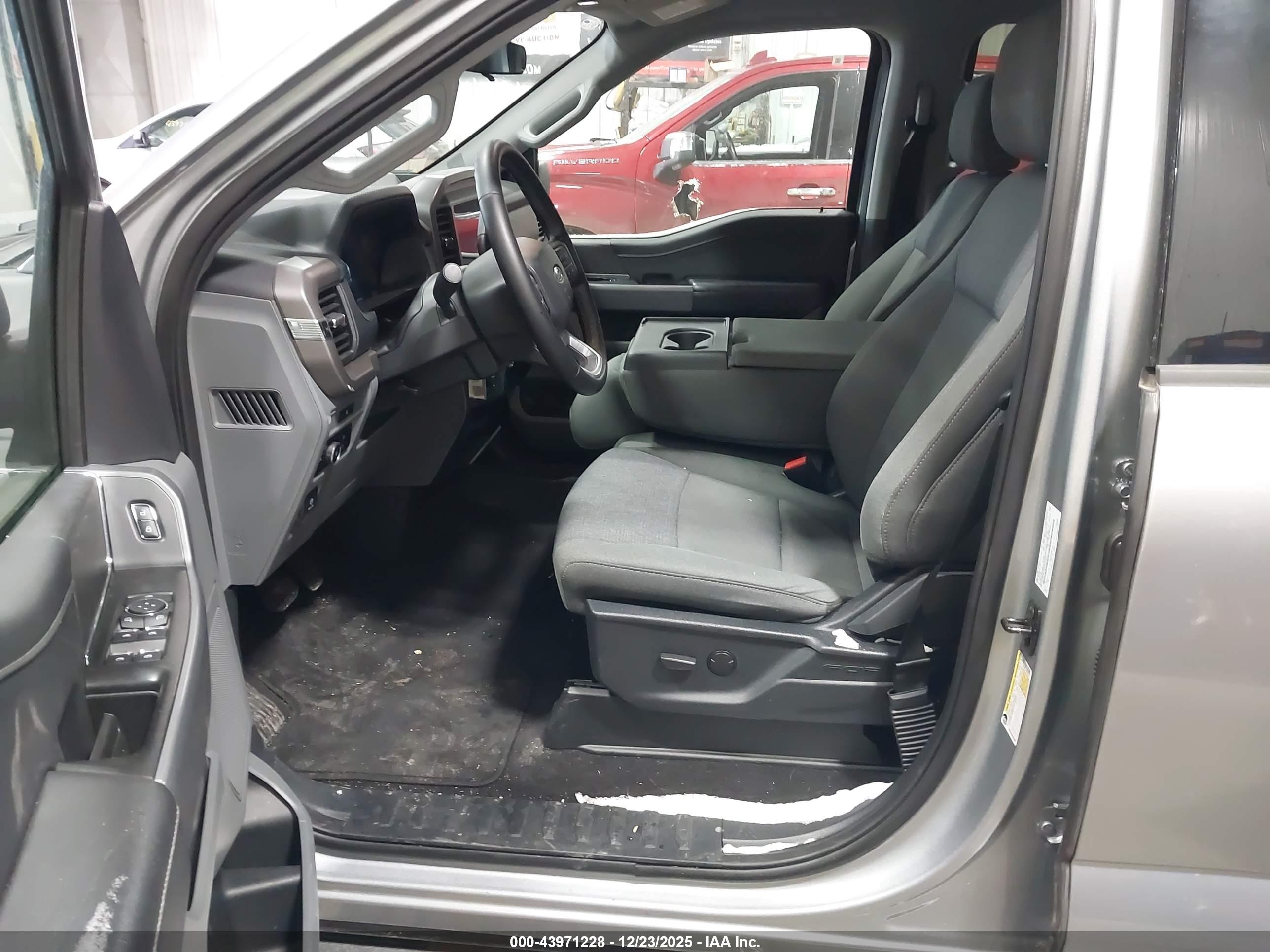 FORD F-150 image 5