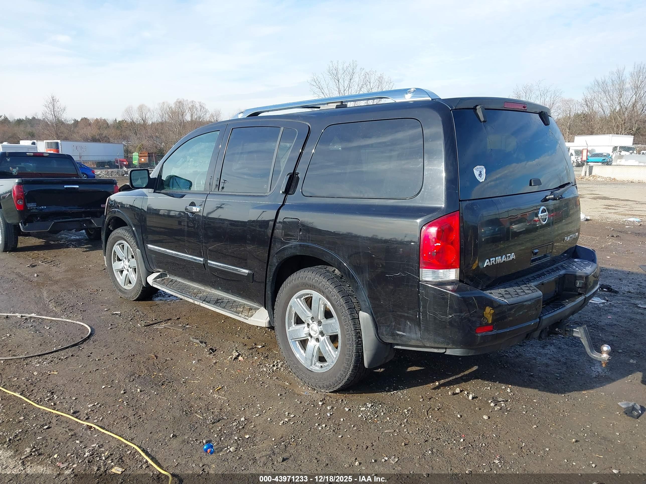 NISSAN ARMADA image 3