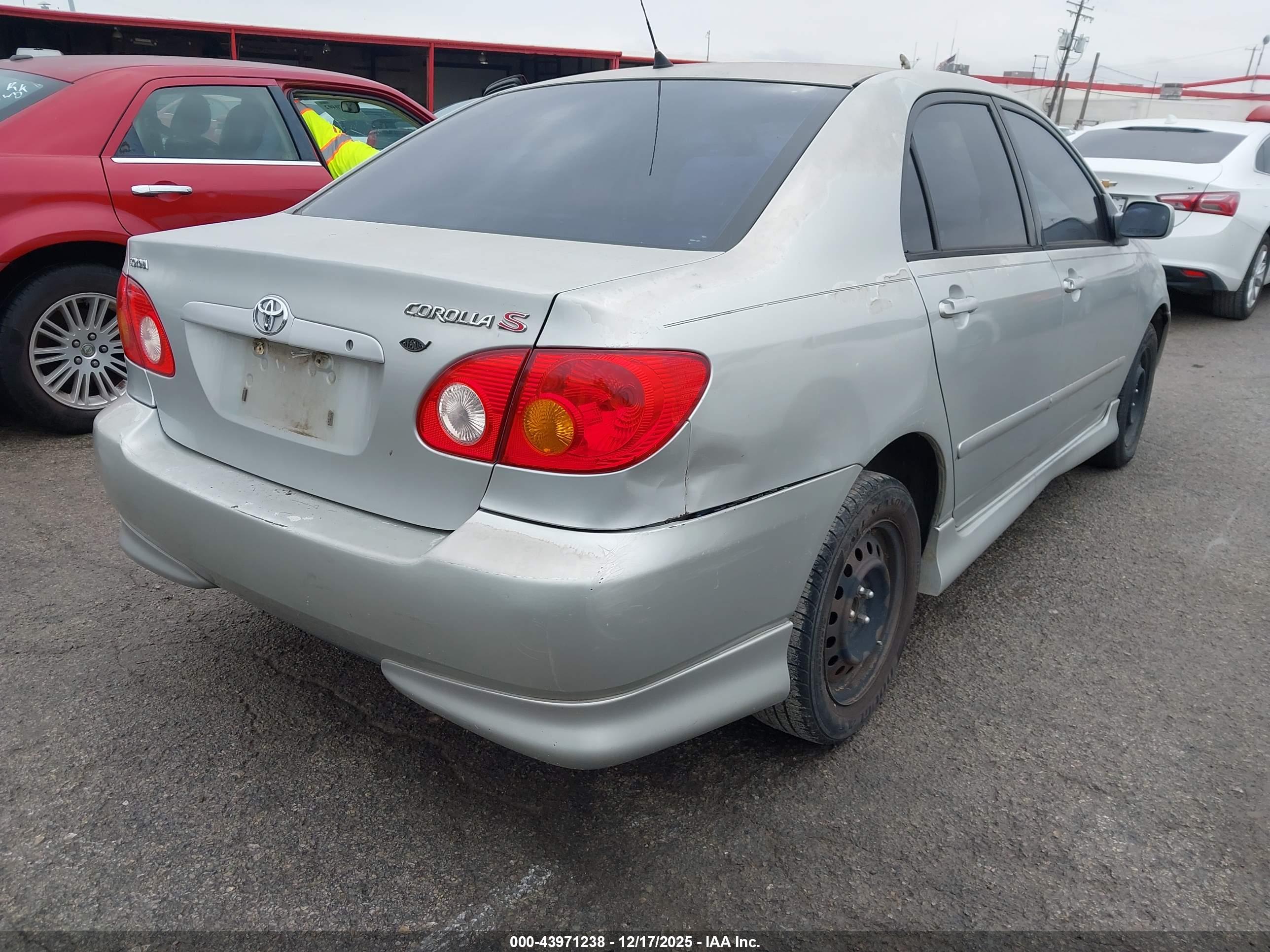 TOYOTA COROLLA image 4