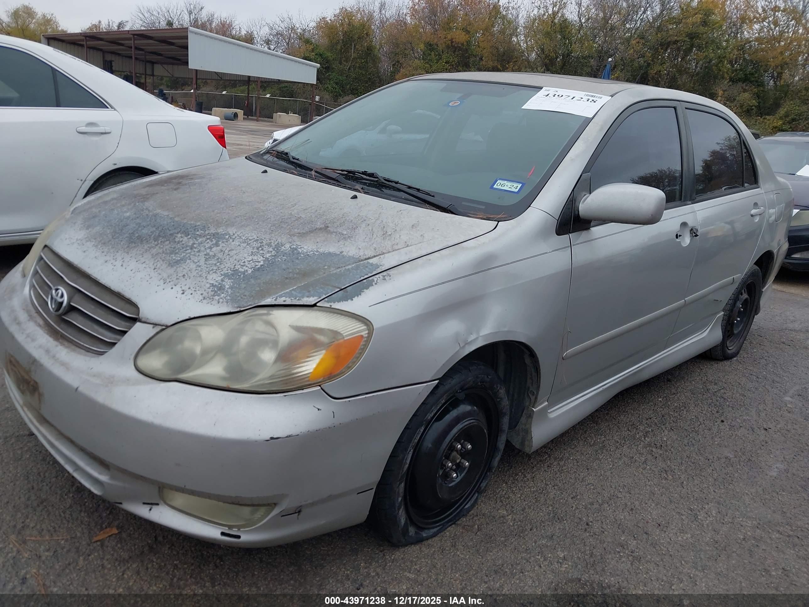 TOYOTA COROLLA image 6