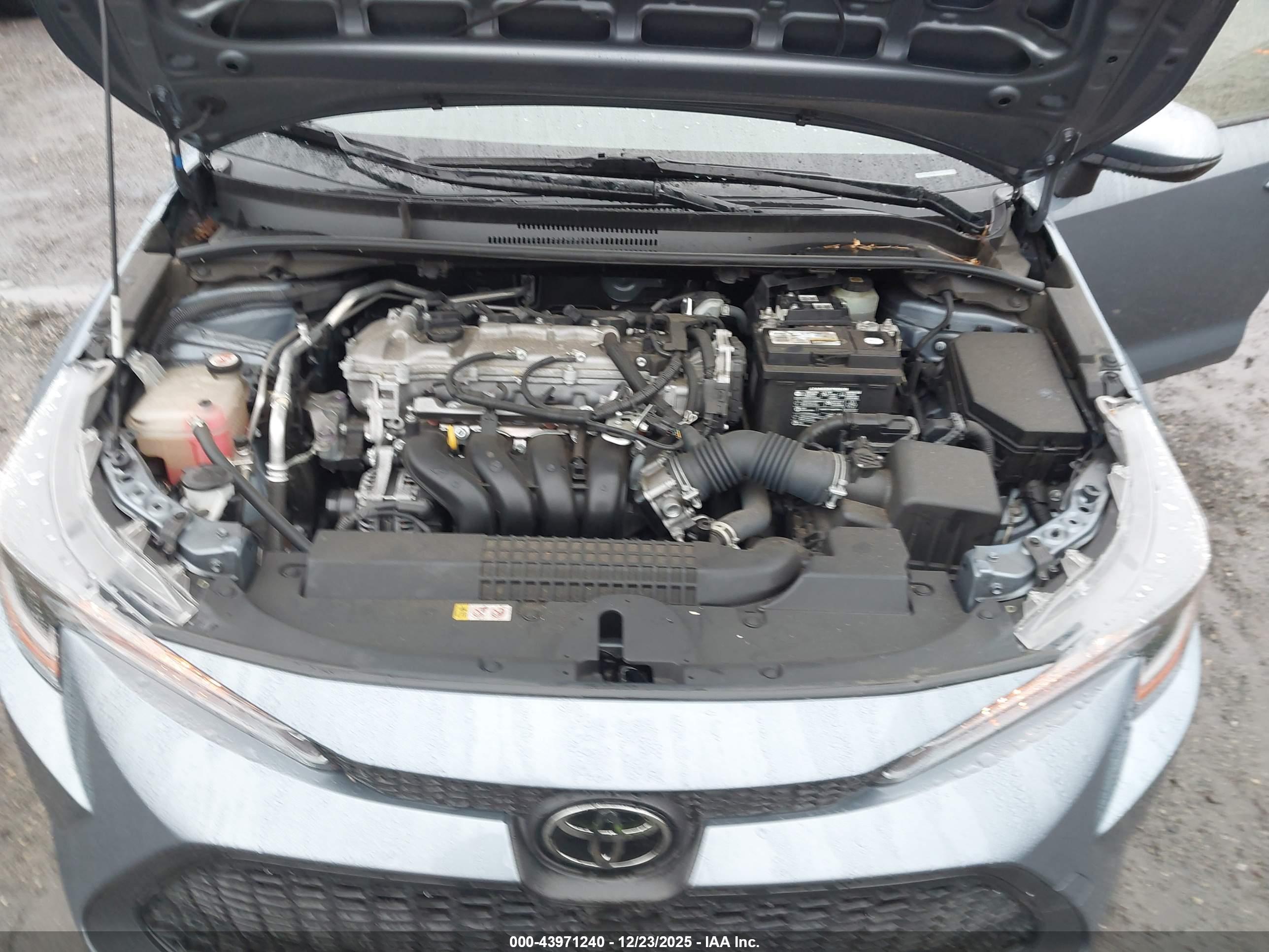 TOYOTA COROLLA image 10