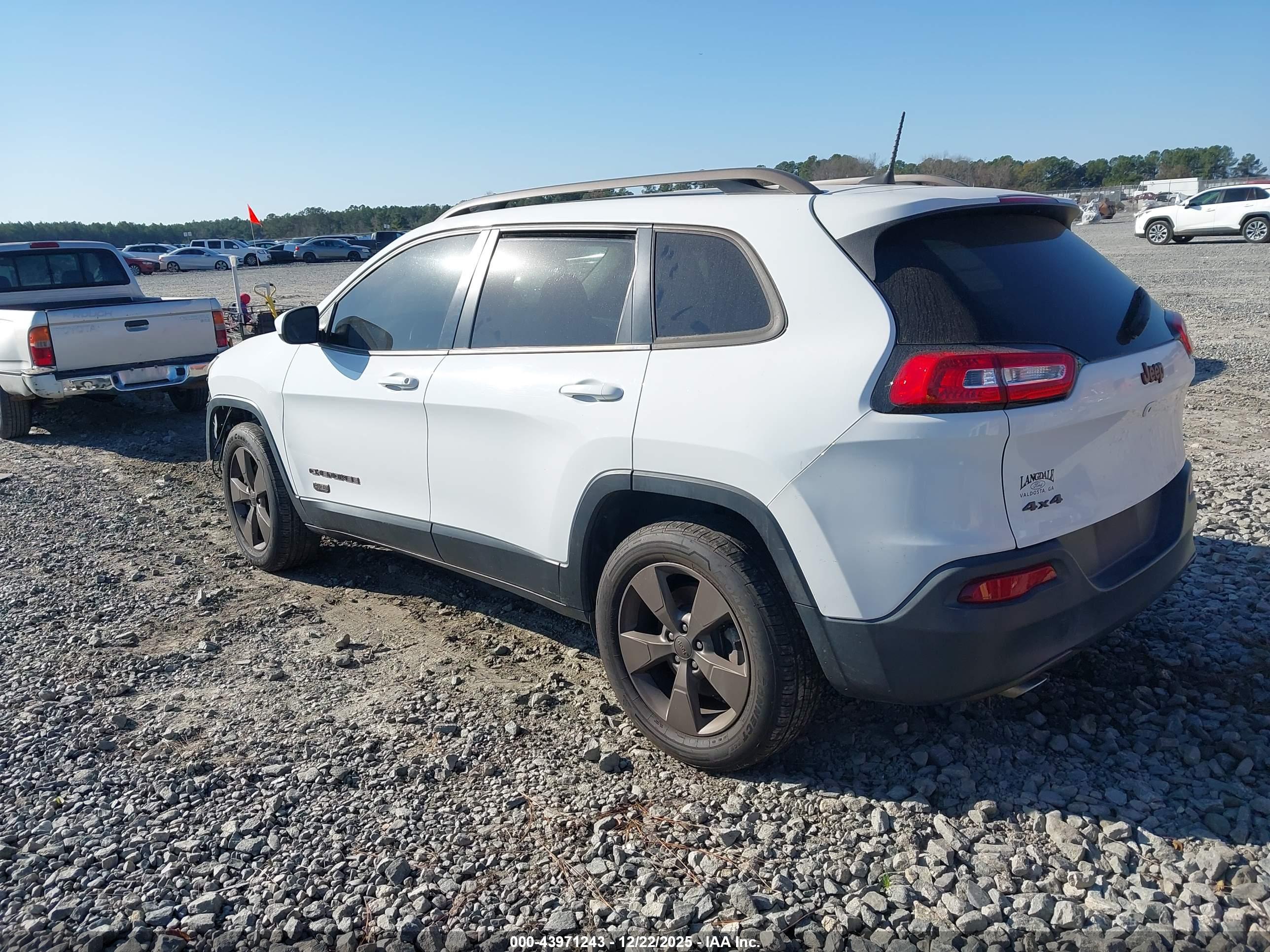 JEEP CHEROKEE image 3