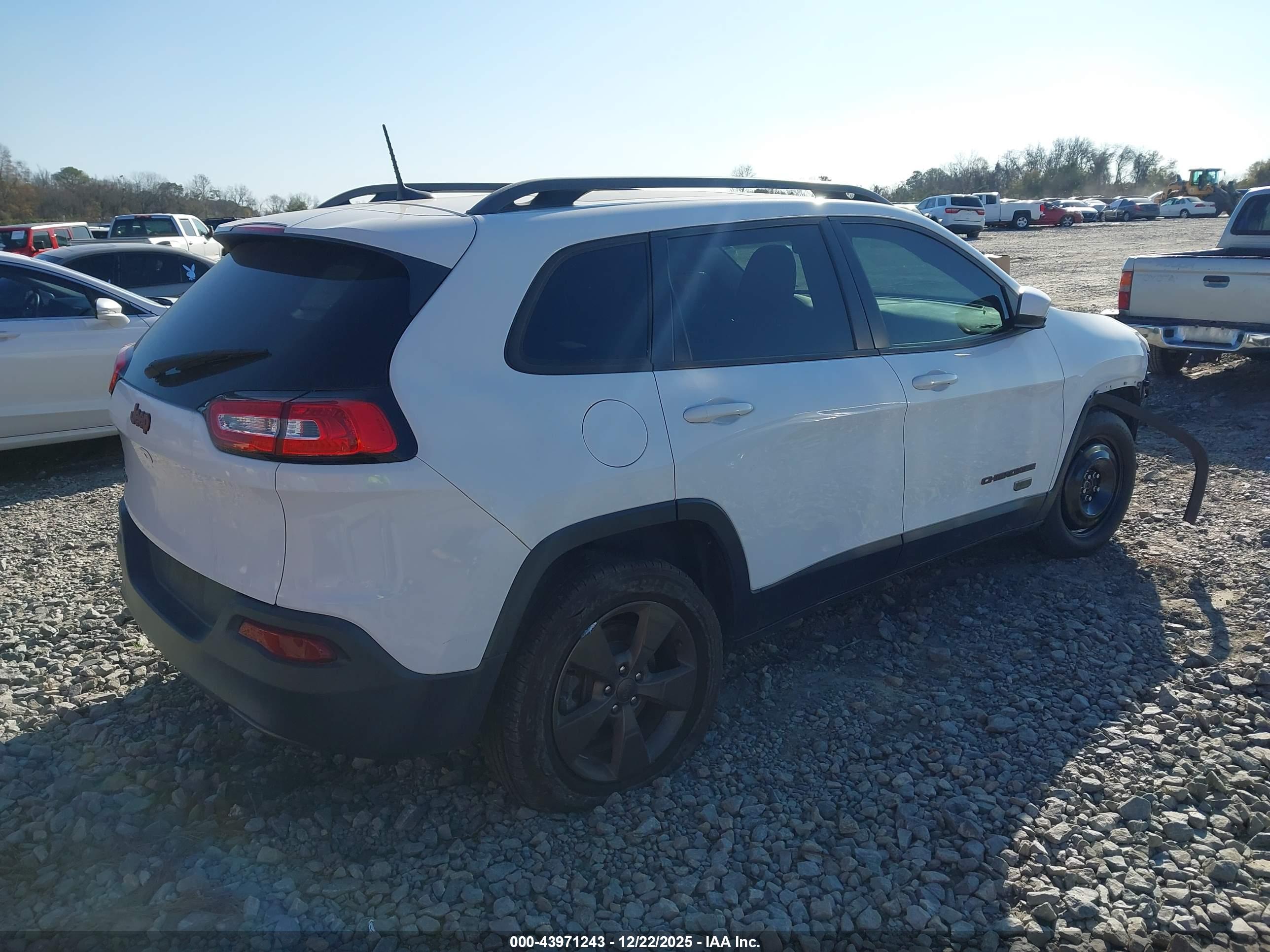 JEEP CHEROKEE image 4