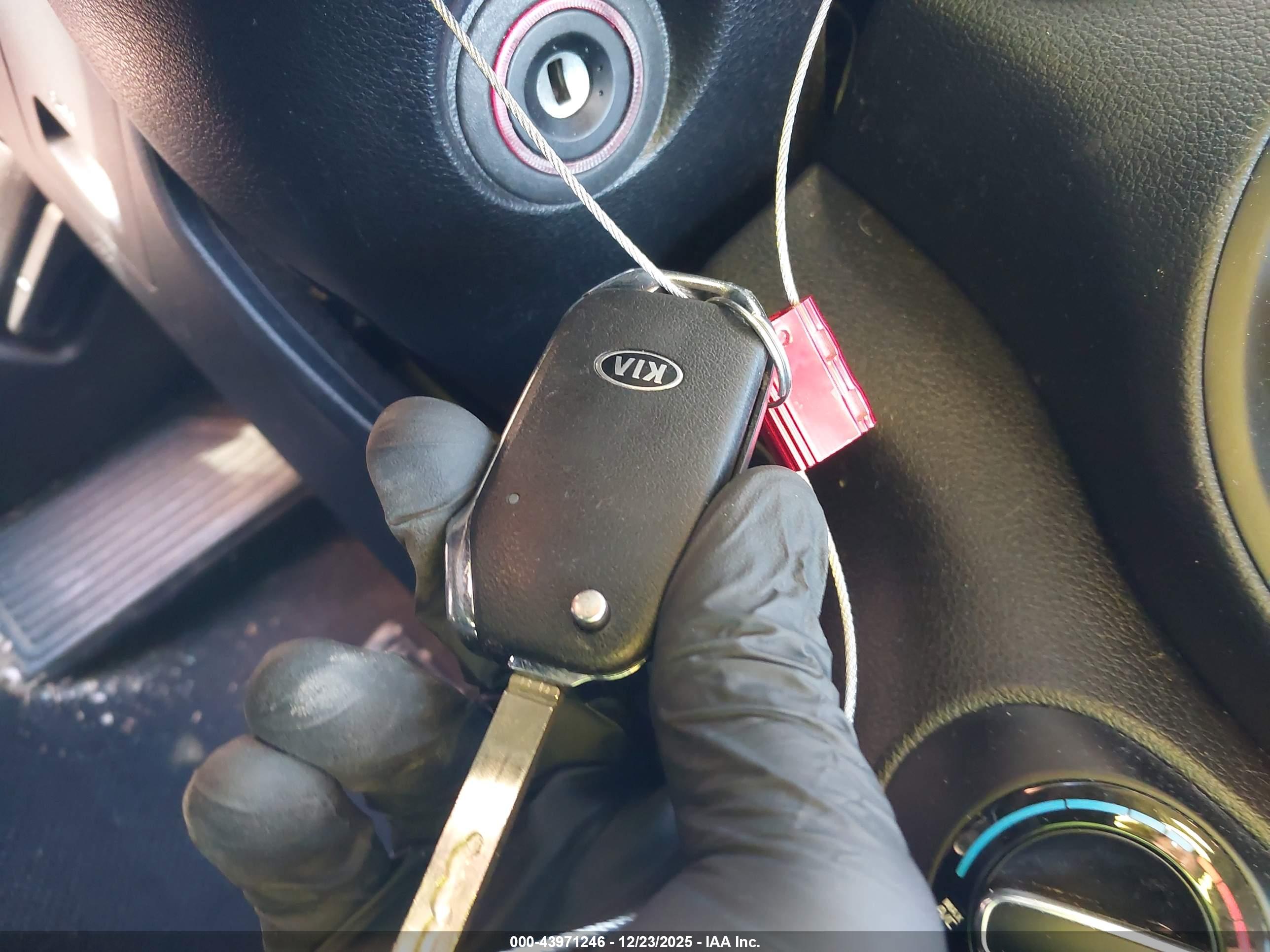 KIA SOUL image 11