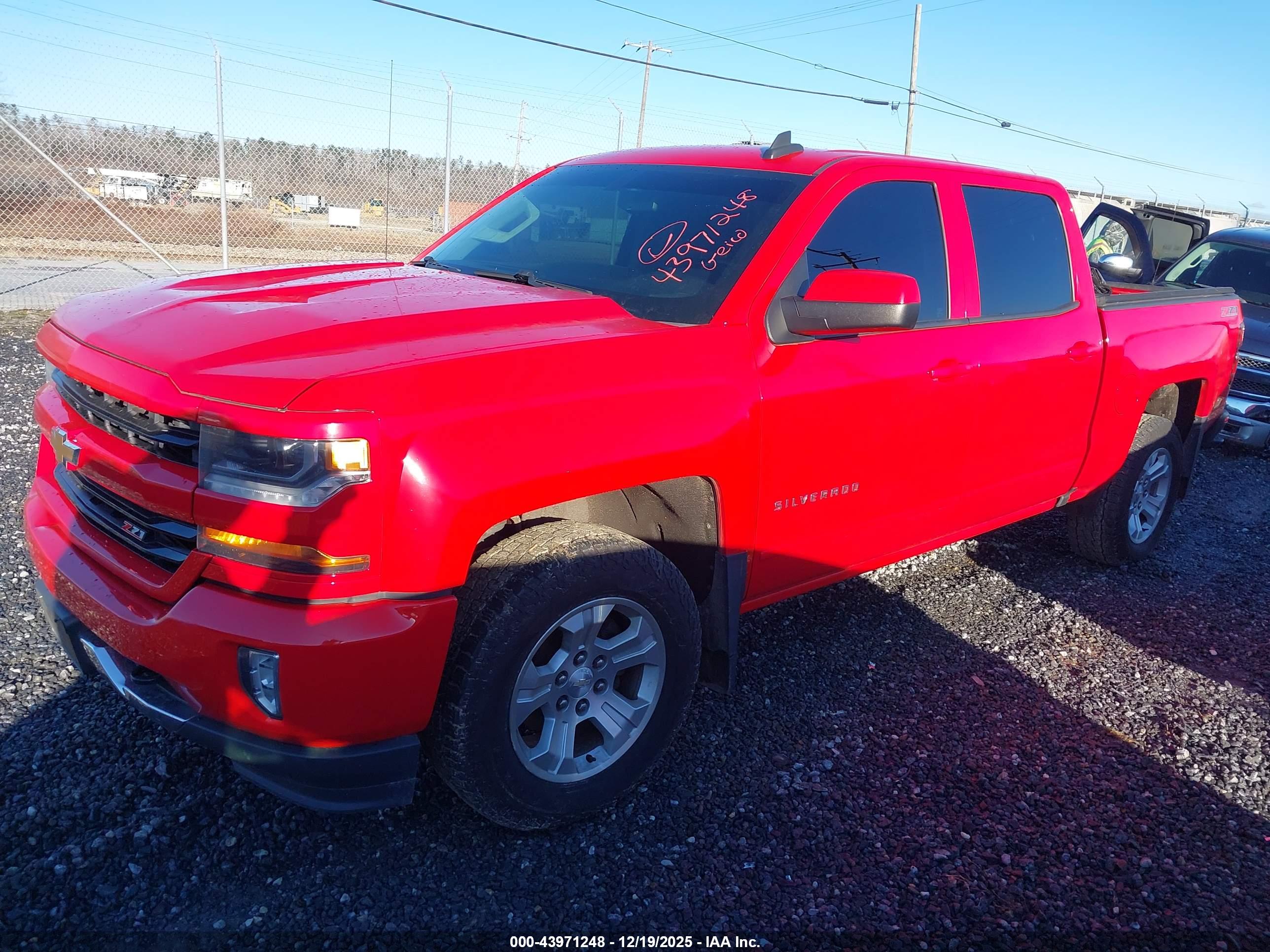 CHEVROLET SILVERADO image 2