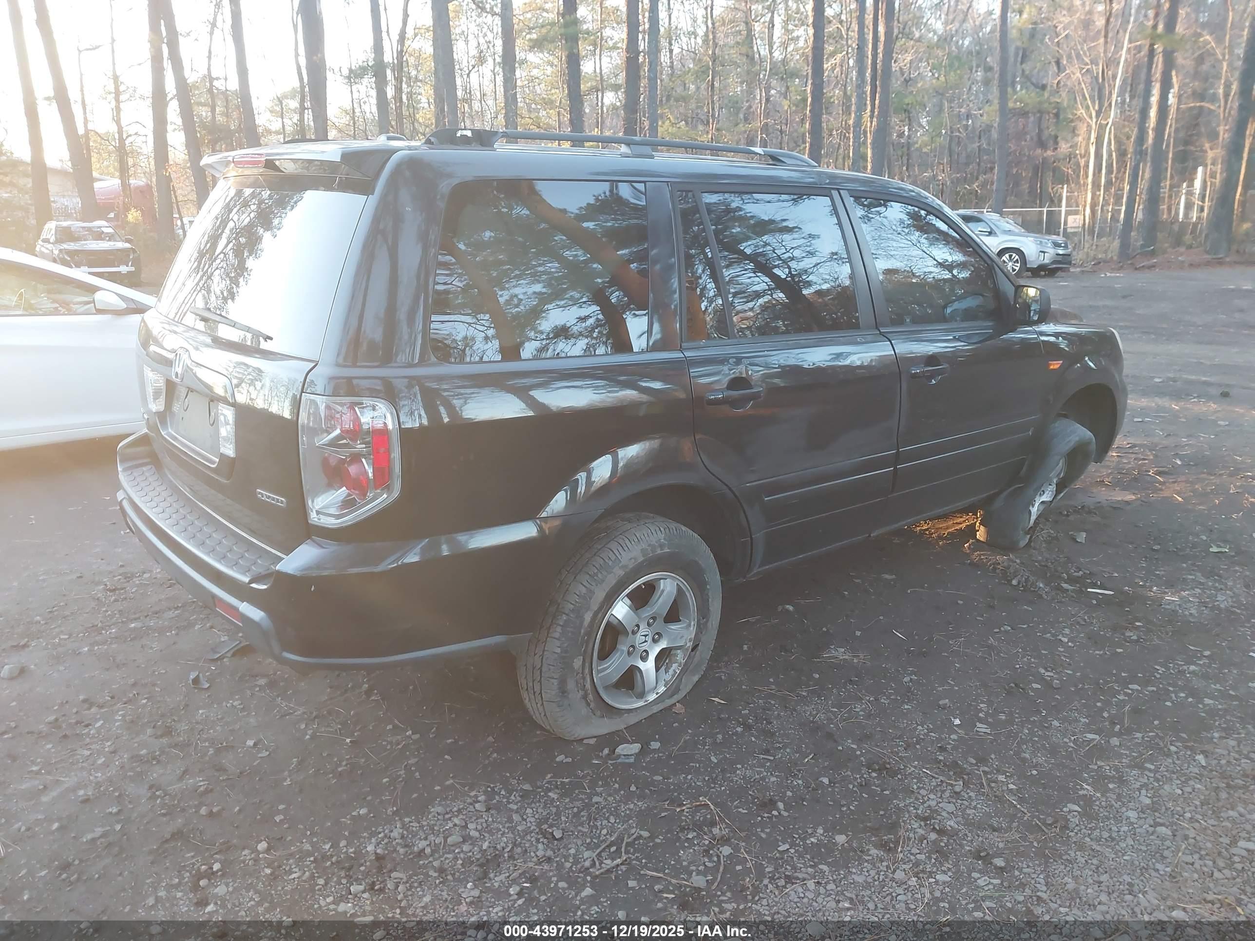 HONDA PILOT image 4