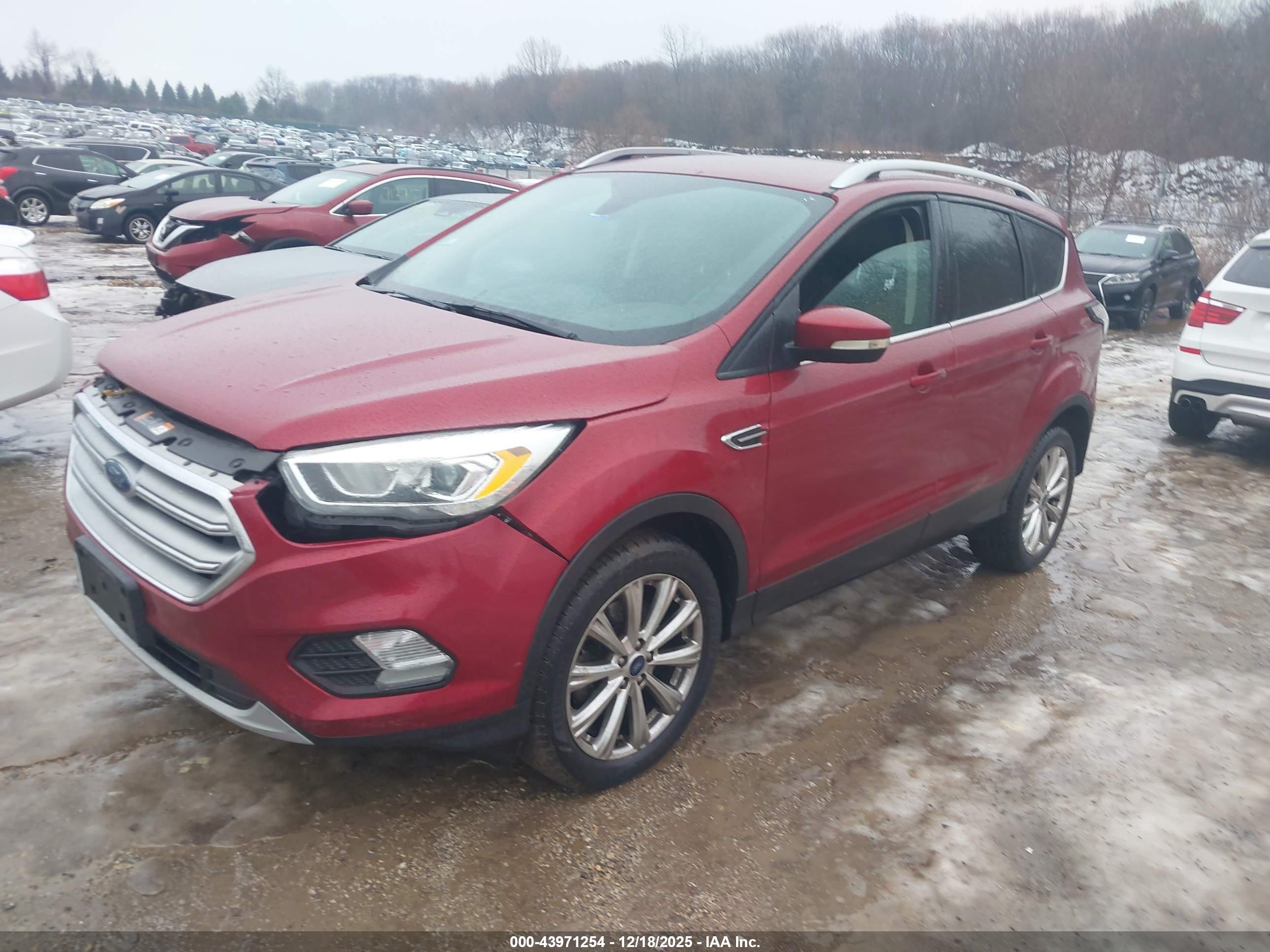 FORD ESCAPE image 2