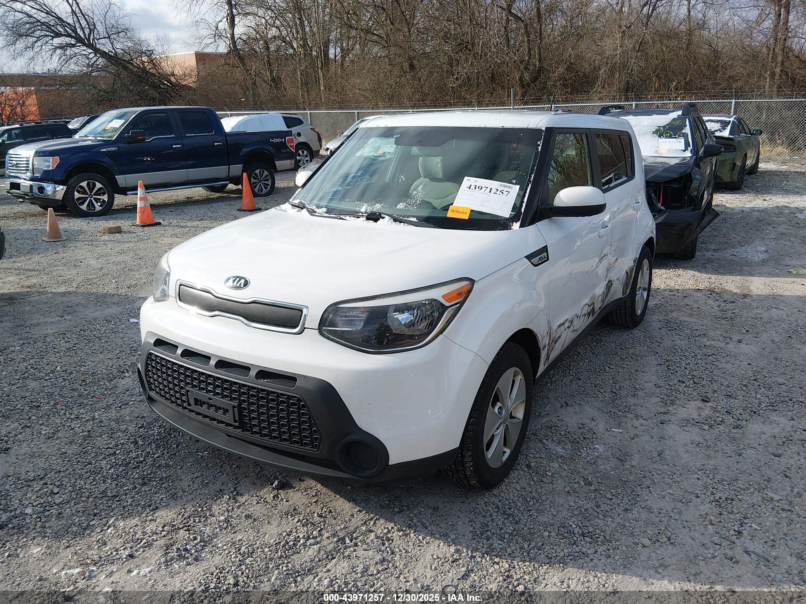 KIA SOUL image 2