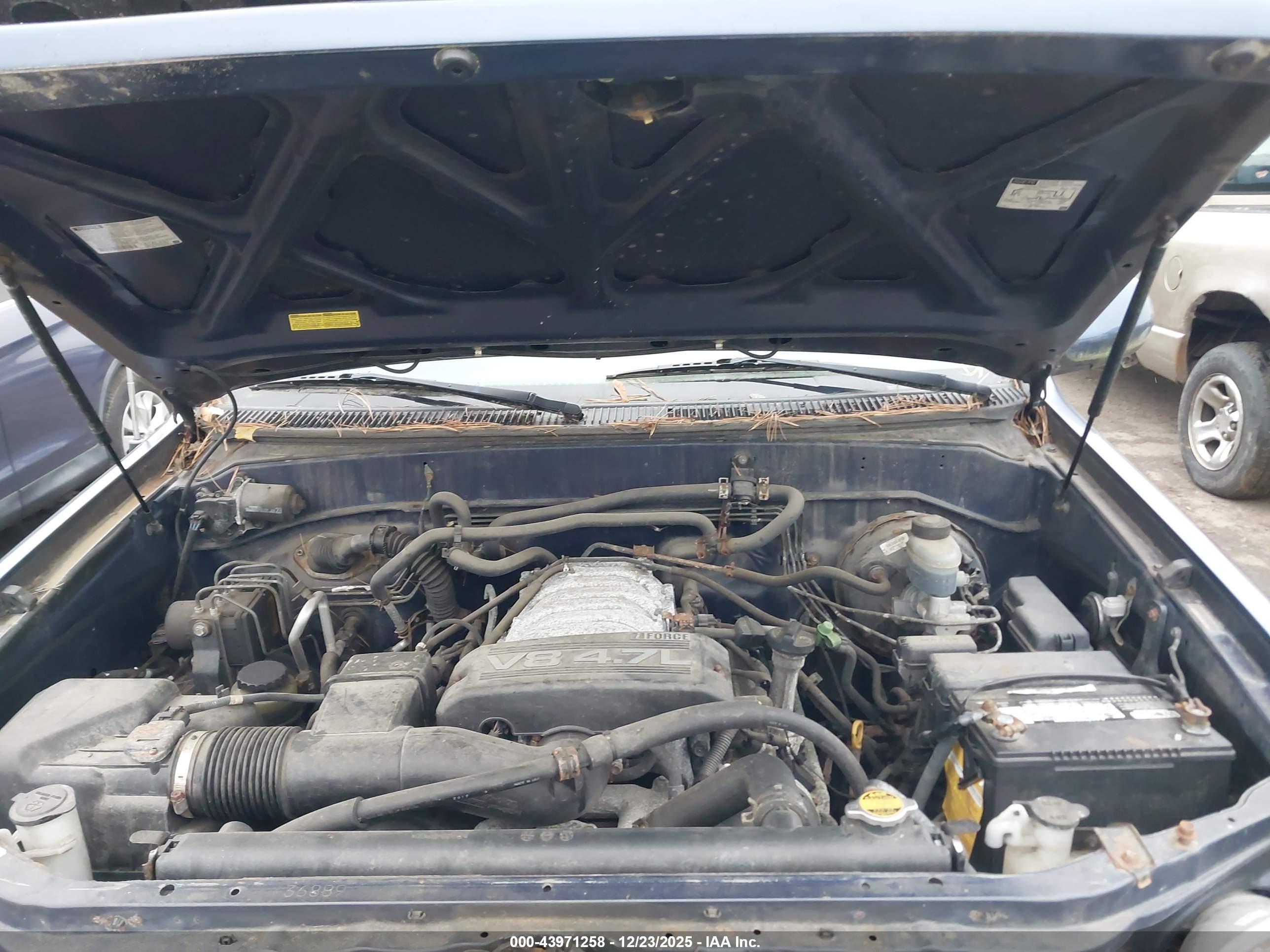 TOYOTA SEQUOIA image 10