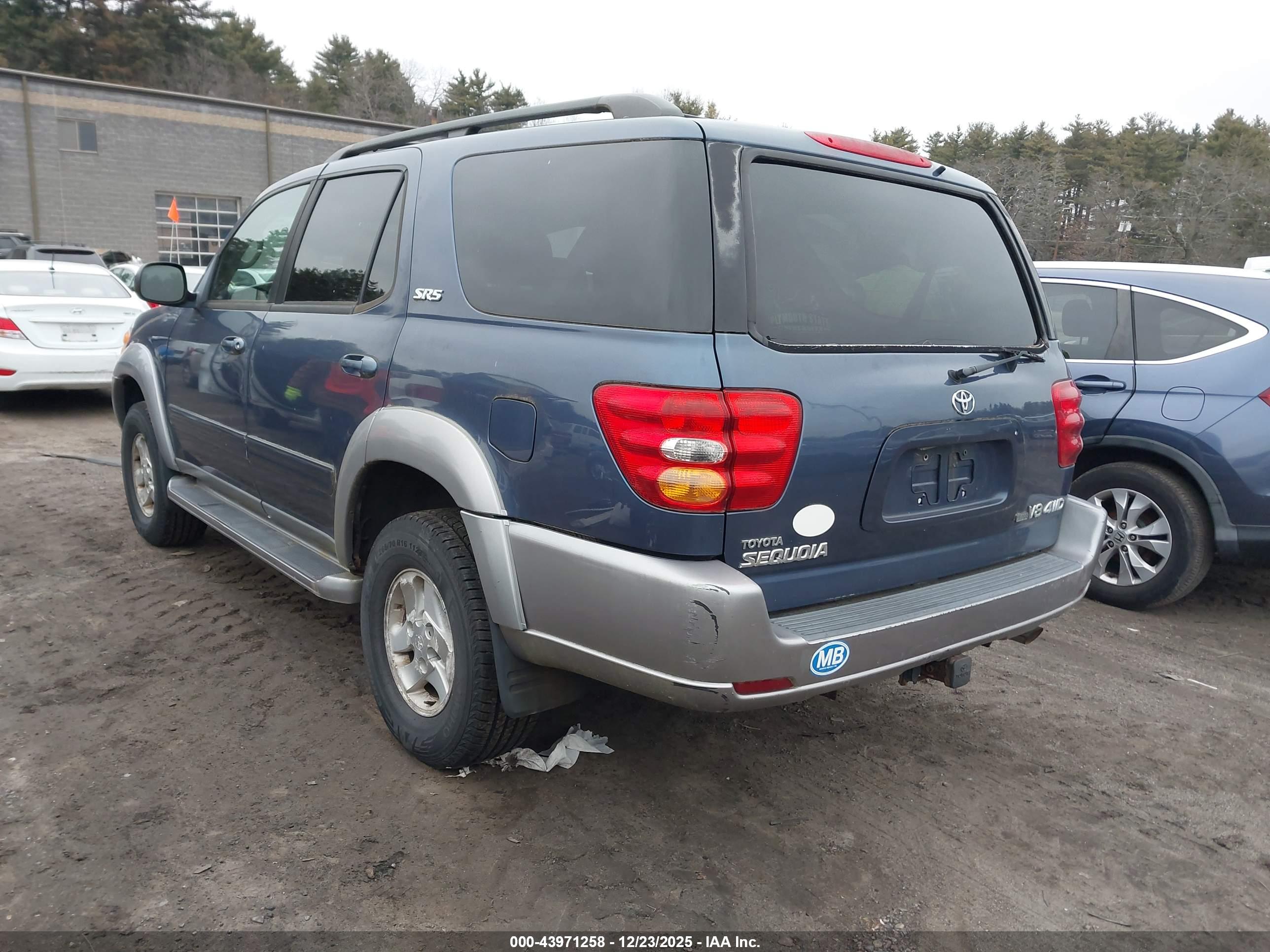 TOYOTA SEQUOIA image 3