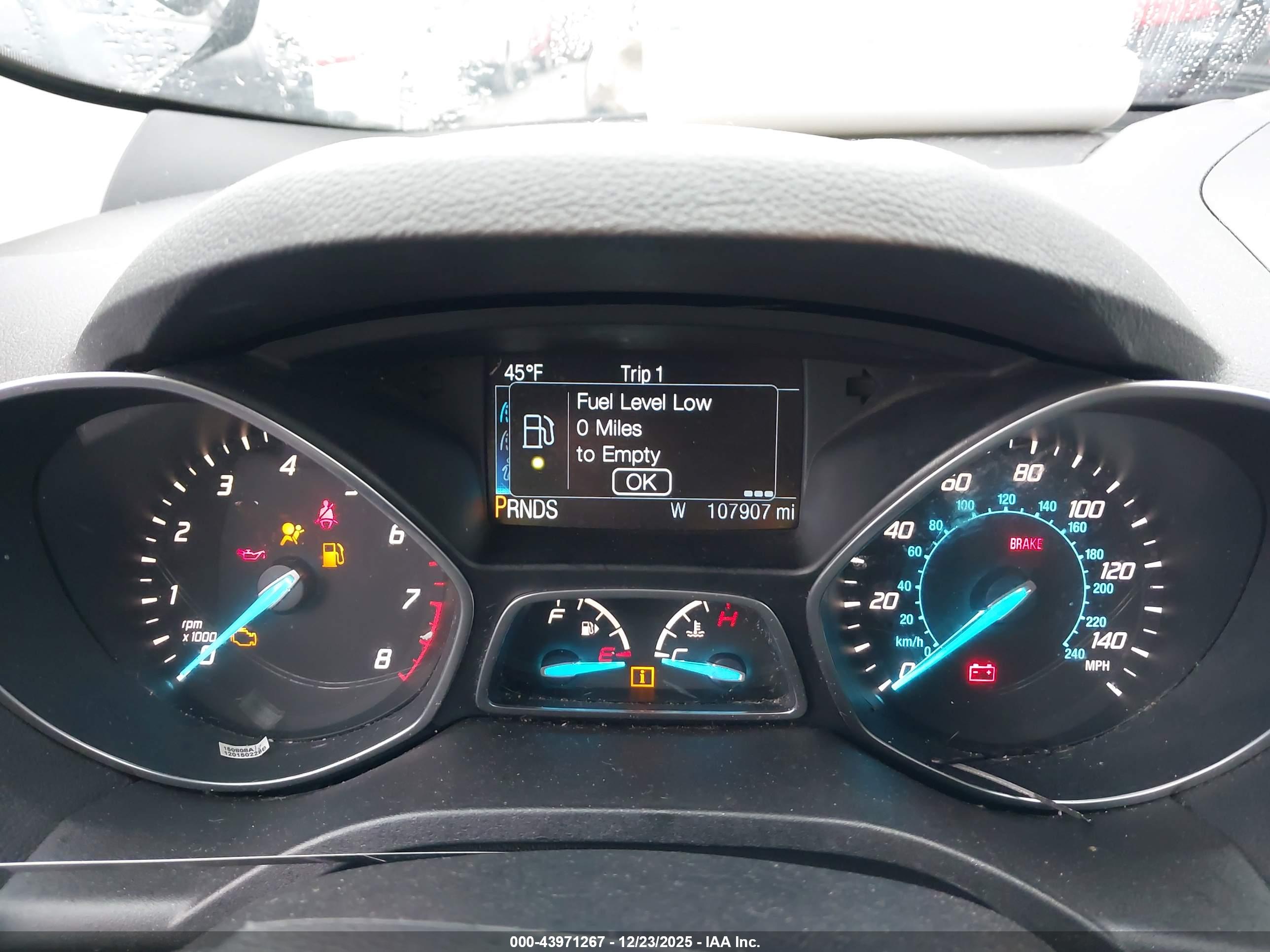 FORD ESCAPE image 7